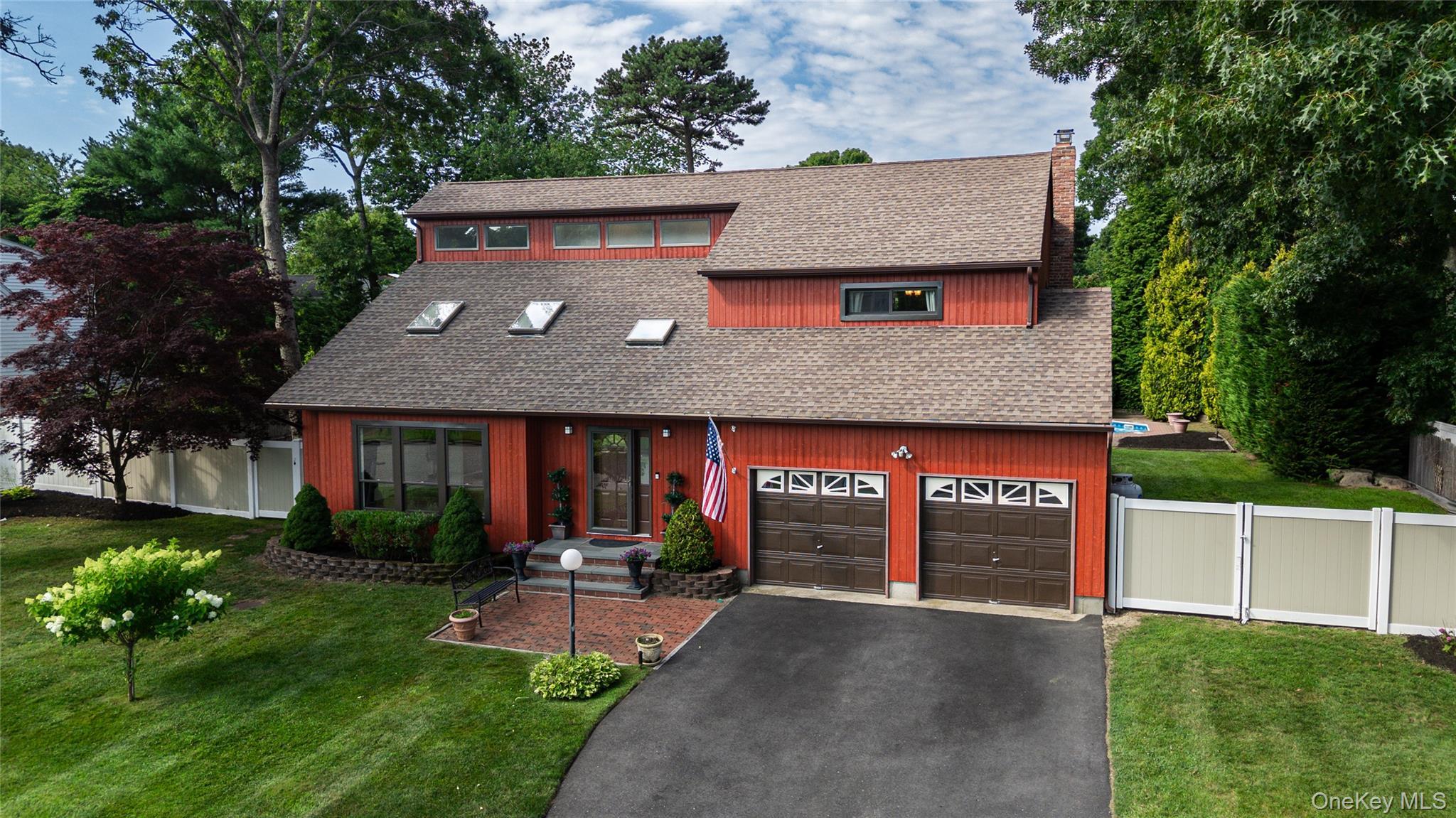 Single Family Debragga Avenue  Suffolk County, NY 11940, MLS-1028919-31
