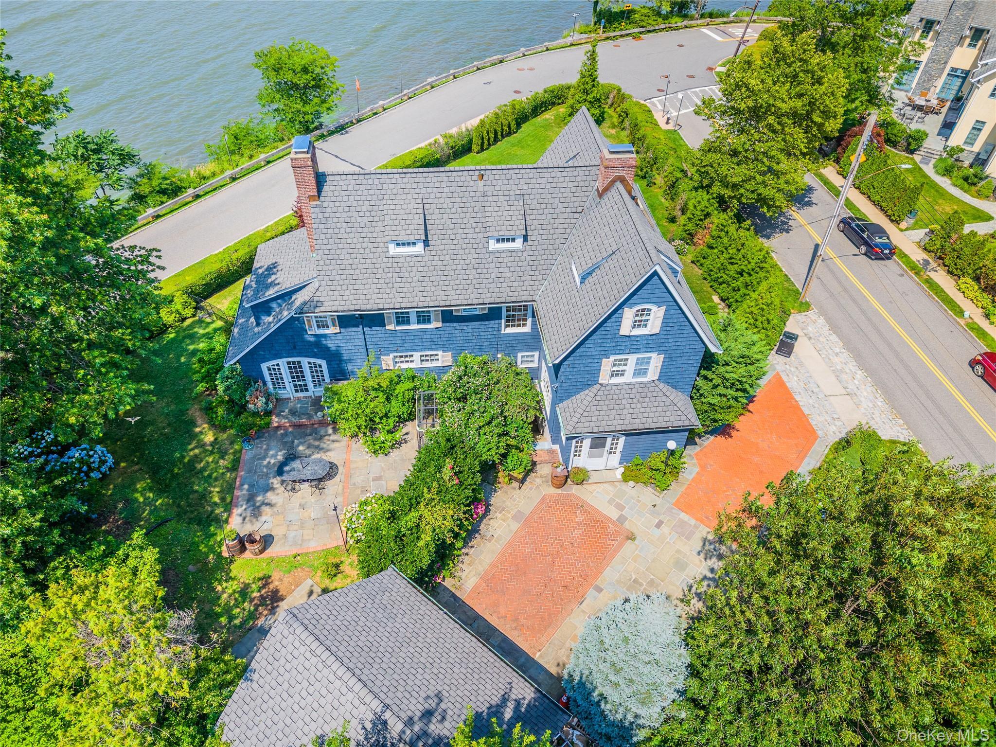 Single Family Shore Road Queens, NY 11363, MLS-1028948-10