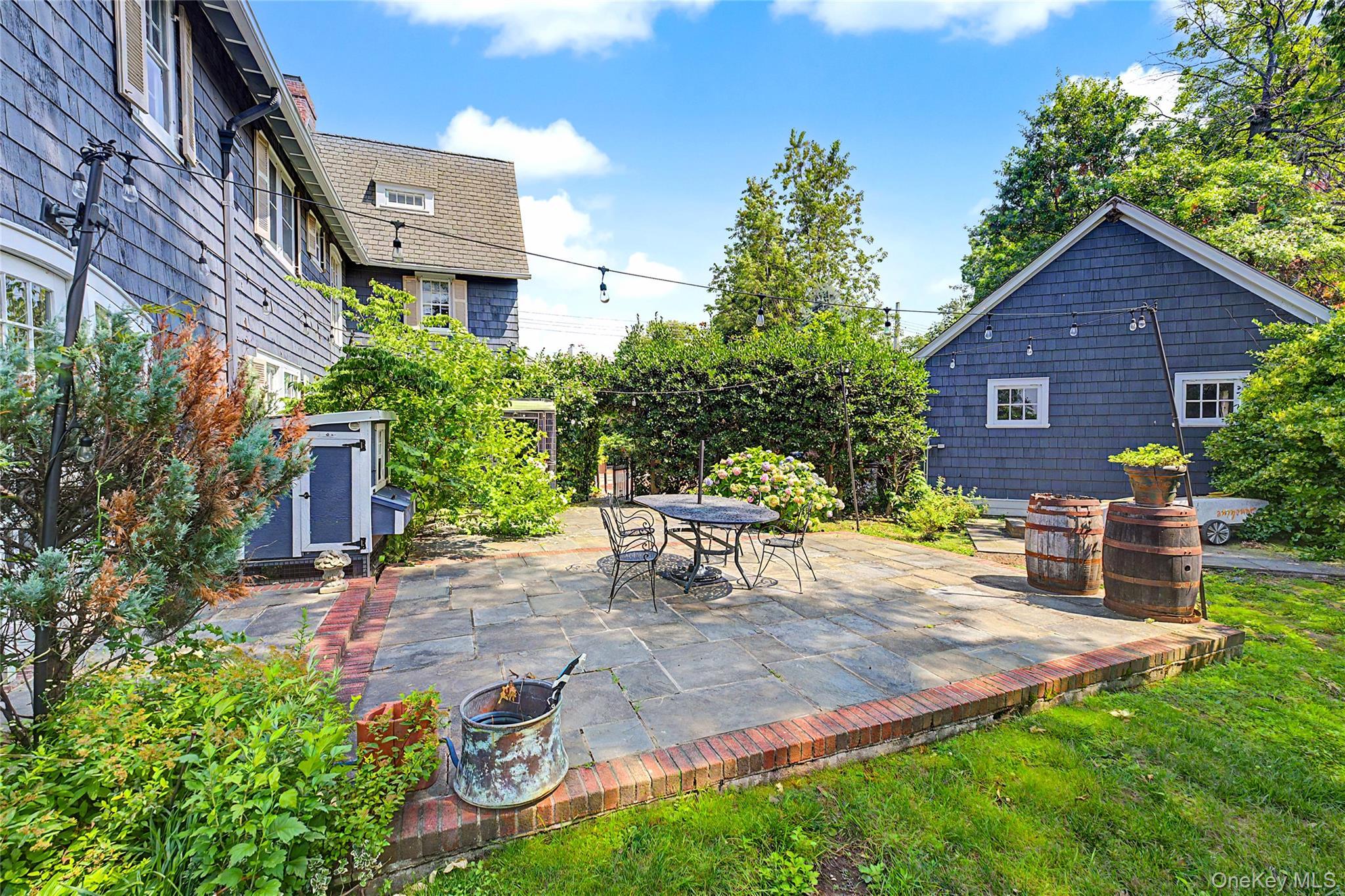 Single Family Shore Road Queens, NY 11363, MLS-1028948-16