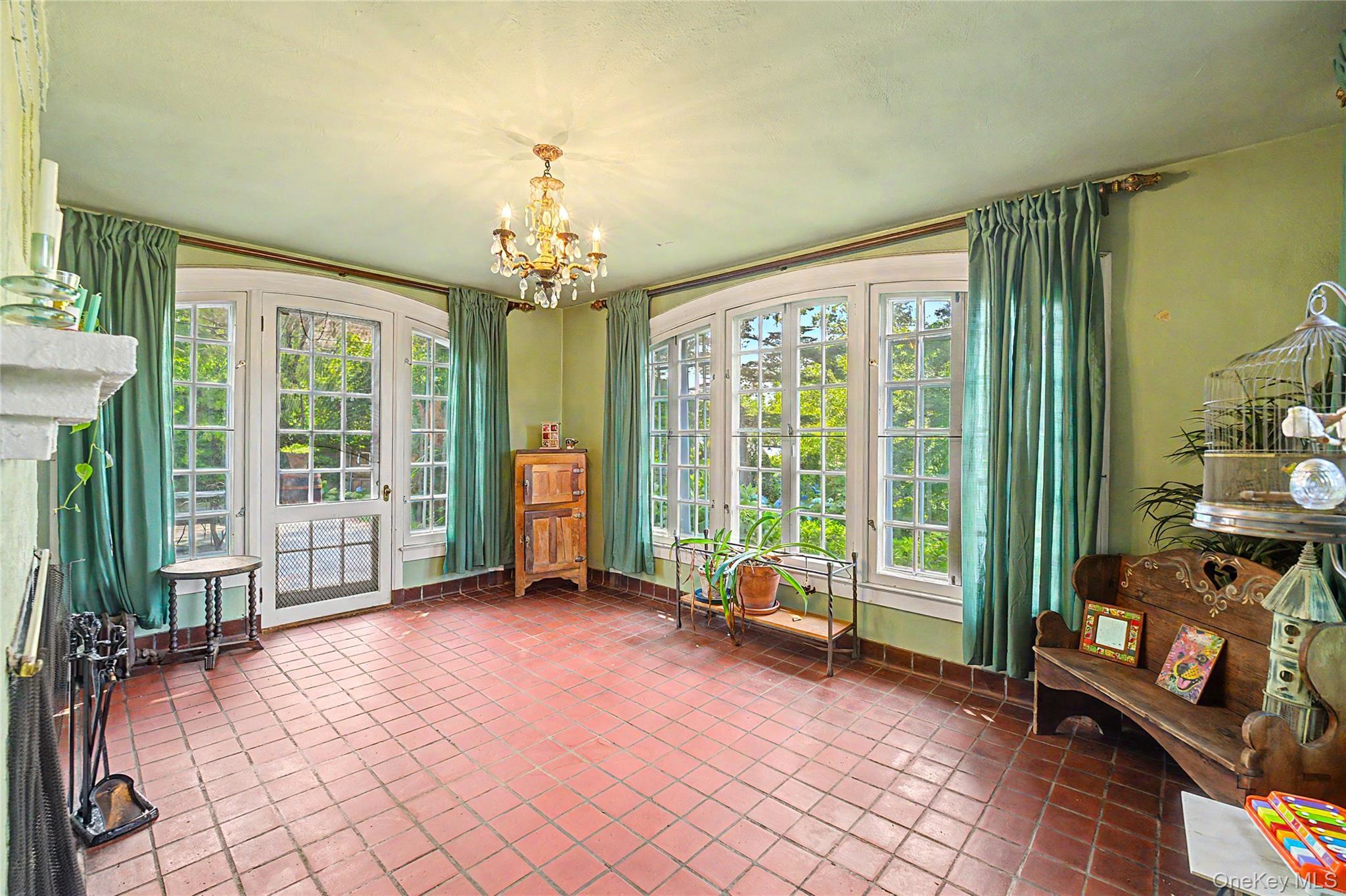 Single Family Shore Road Queens, NY 11363, MLS-1028948-25