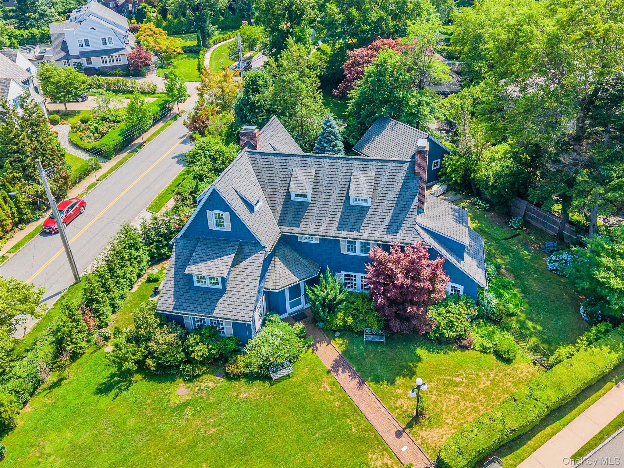 Single Family Shore Road Queens, NY 11363, MLS-1028948-4