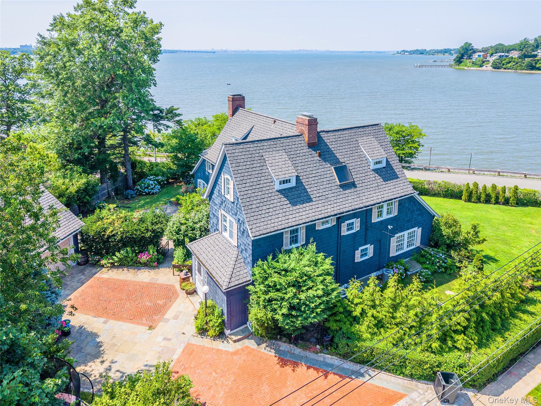 Single Family Shore Road Queens, NY 11363, MLS-1028948-6