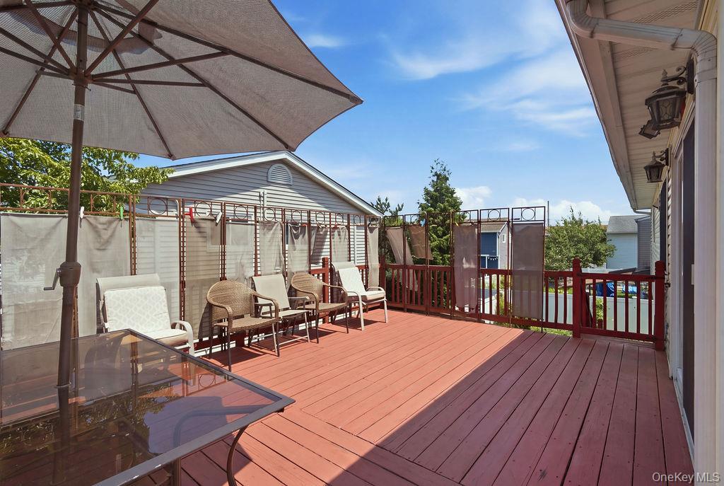 Single Family Meister Boulevard  Nassau County, NY 11520, MLS-1028954-13