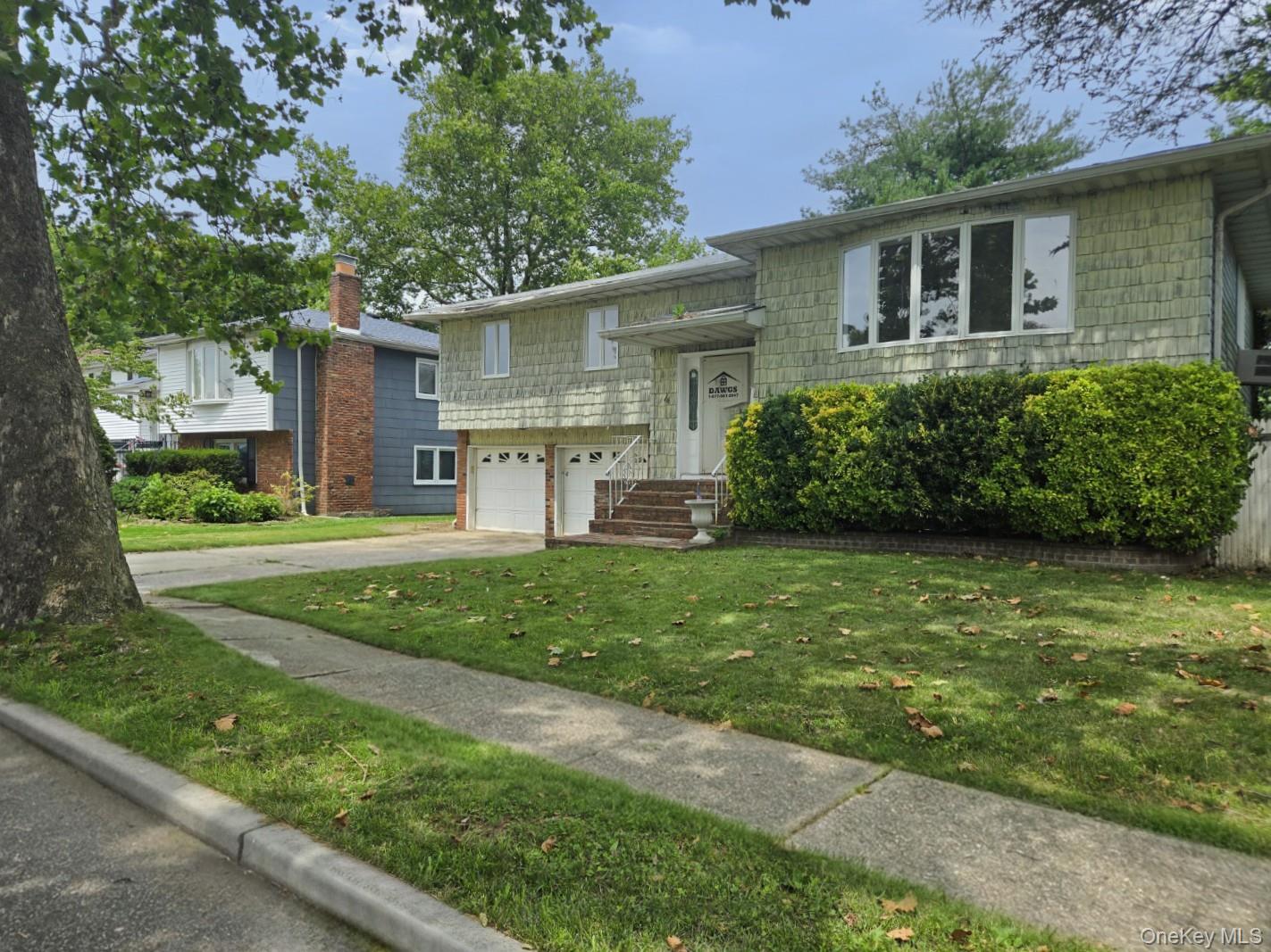 Single Family Broadfield Place Nassau County, NY 11542, MLS-1028957-2