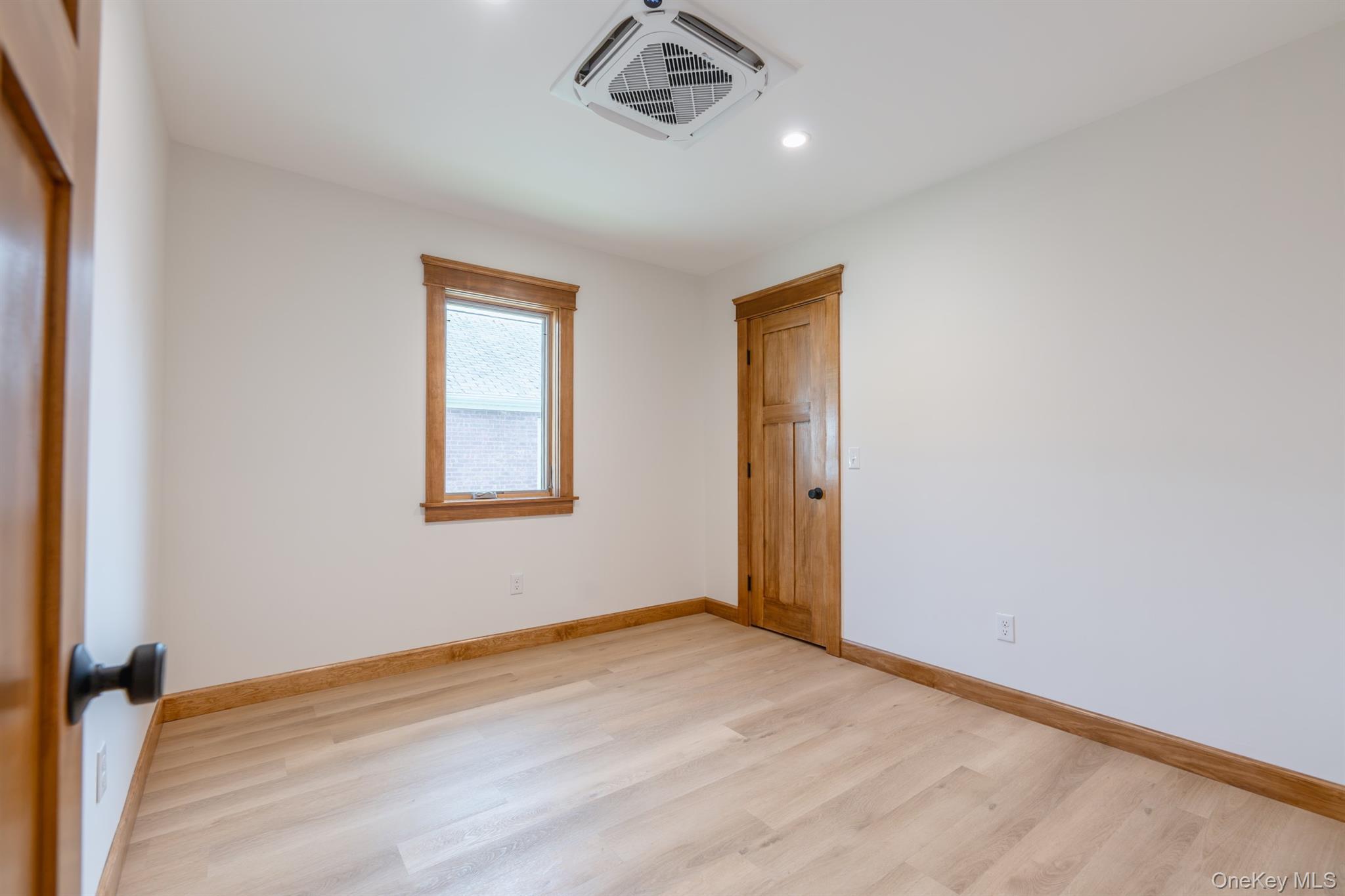 Single Family Lindsley Avenue  Ulster County, NY 12401, MLS-1028971-29