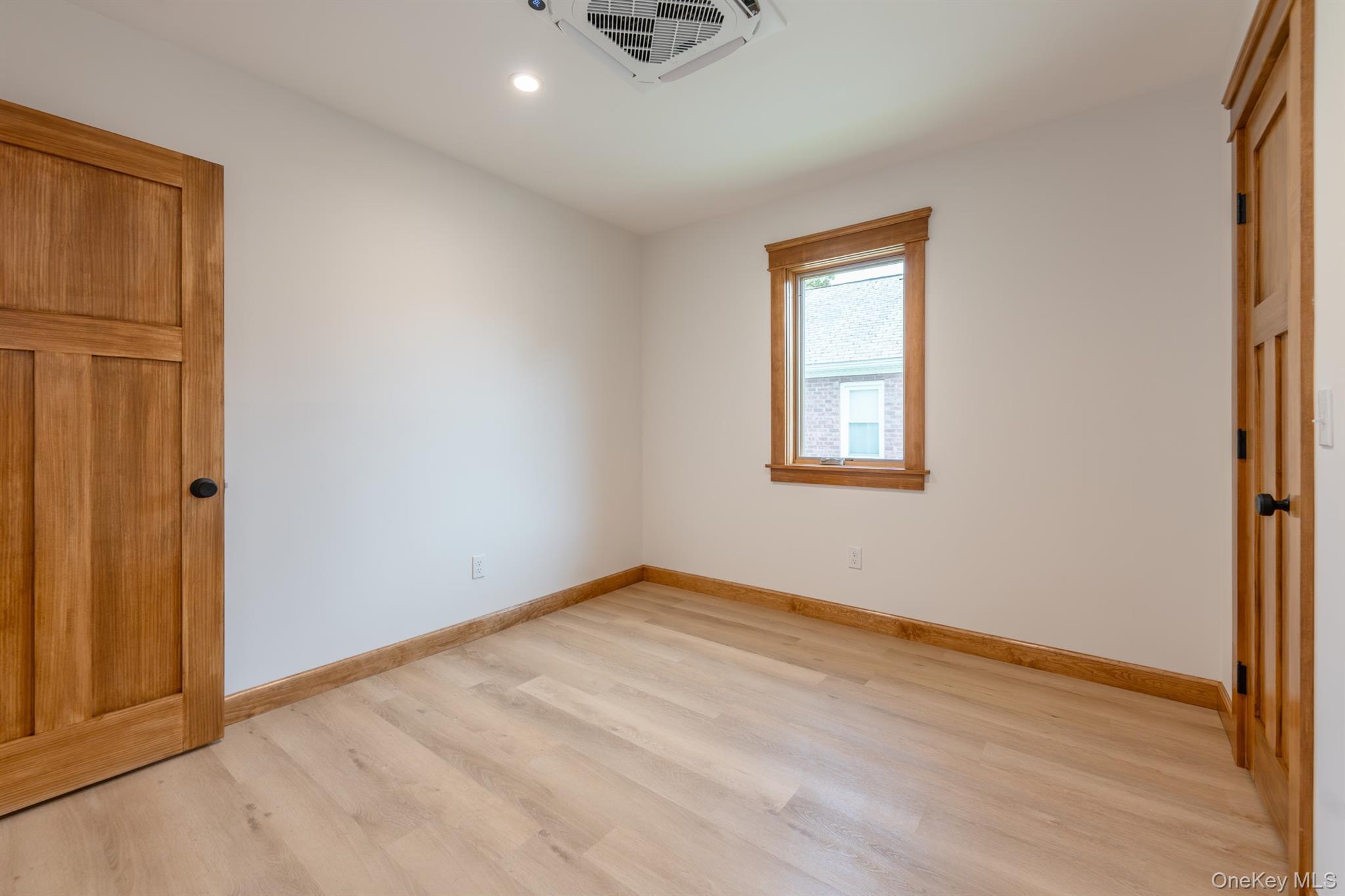 Single Family Lindsley Avenue  Ulster County, NY 12401, MLS-1028971-30