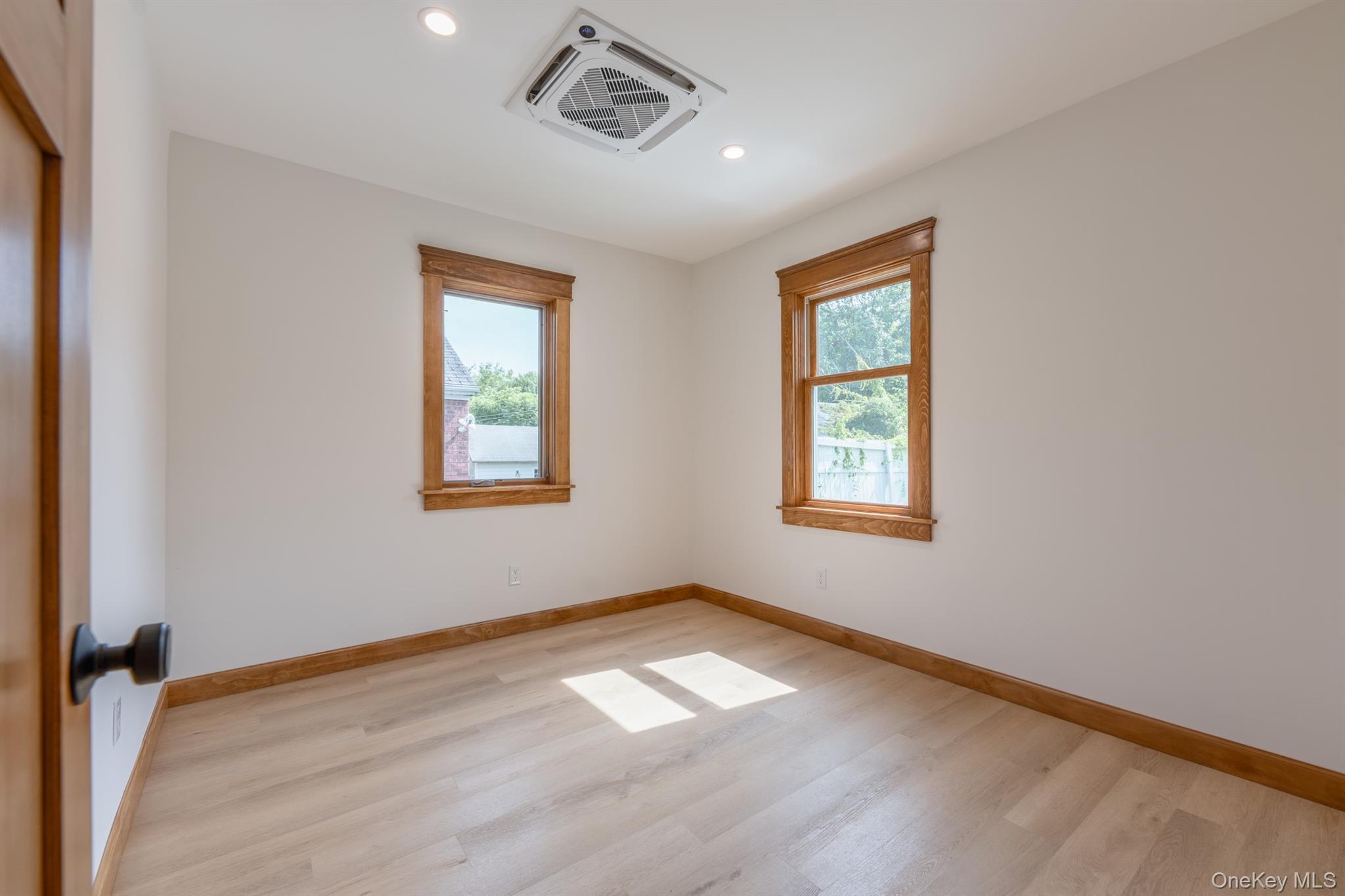 Single Family Lindsley Avenue  Ulster County, NY 12401, MLS-1028971-35