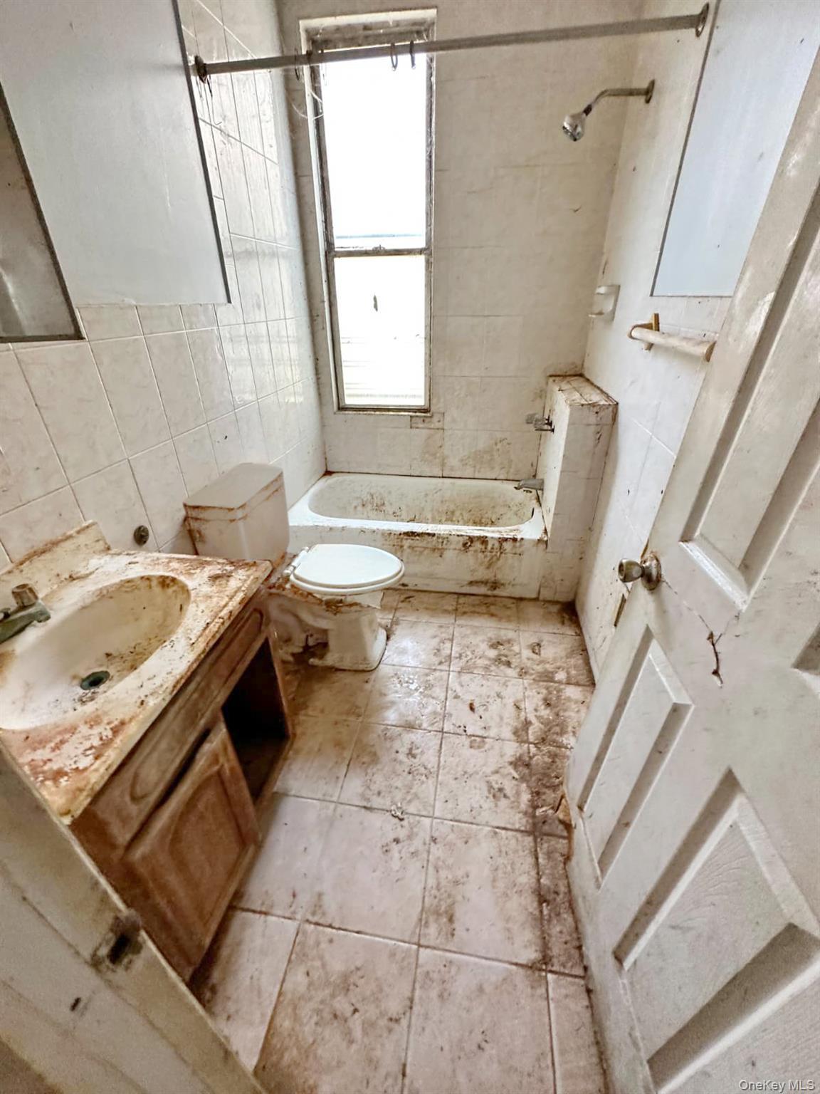 Single Family Clay Avenue Bronx, NY 10456, MLS-1028995-11