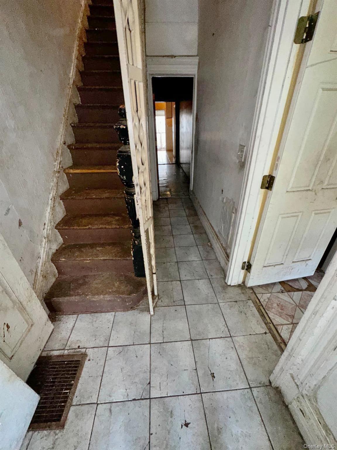 Single Family Clay Avenue Bronx, NY 10456, MLS-1028995-32