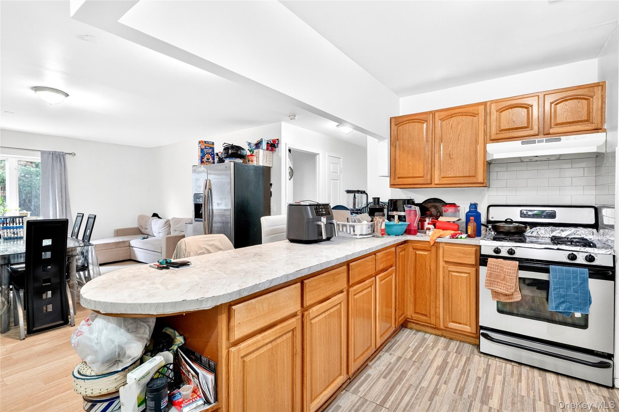 Commercial Sale Purdy Street Bronx, NY 10462, MLS-1028996-19