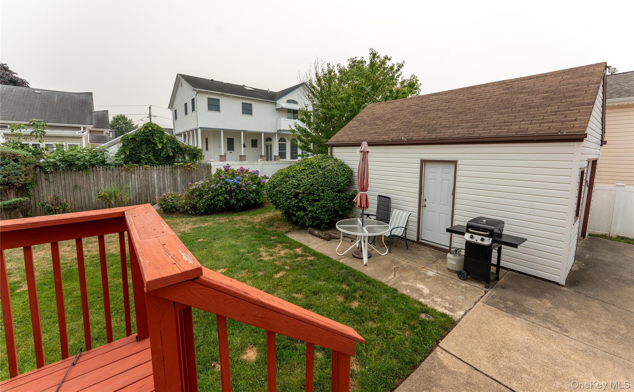 Single Family Montgomery Avenue  Nassau County, NY 11572, MLS-1029003-6