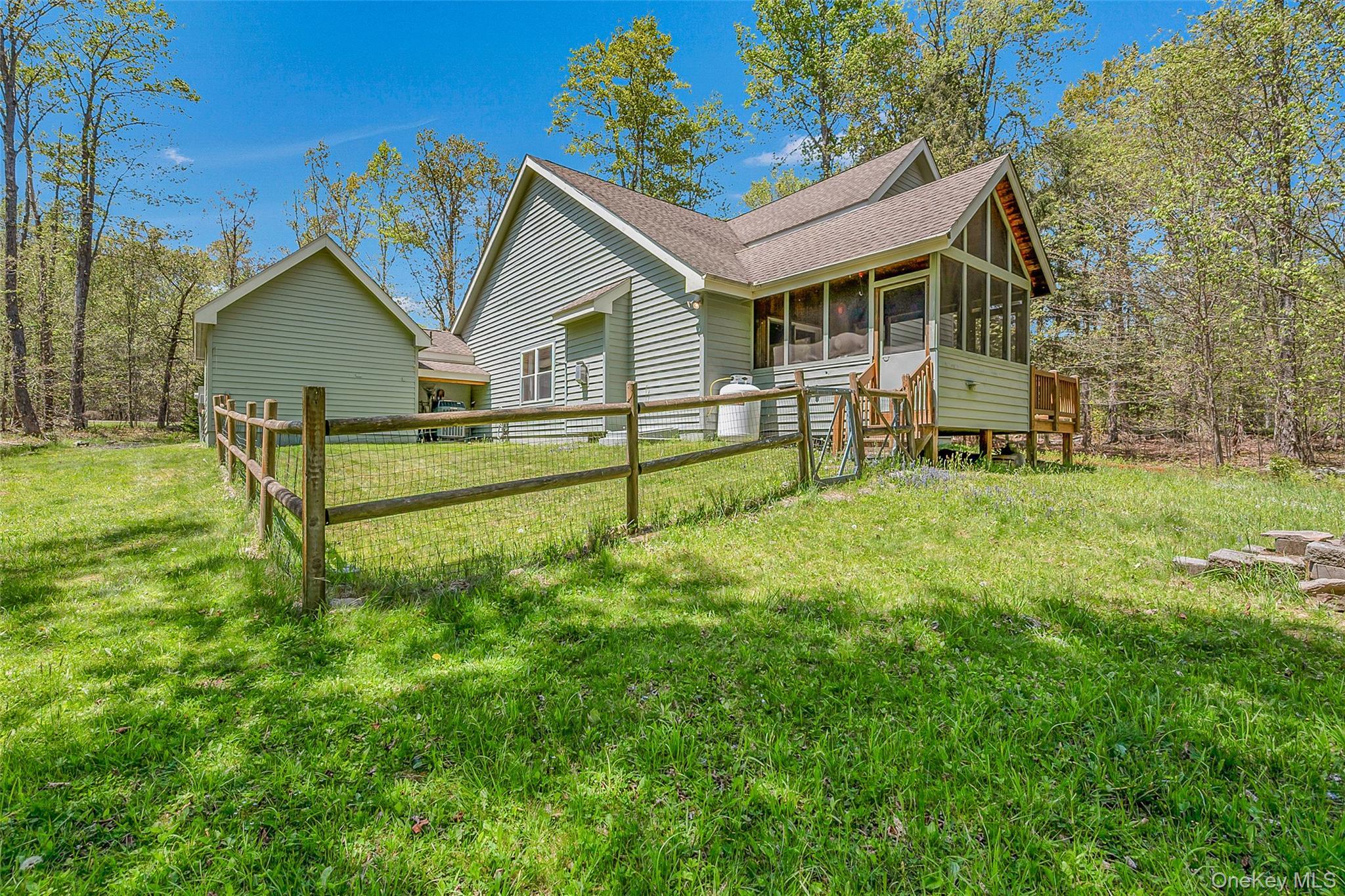 Single Family Road Out Of Area, NY 18424, MLS-1029015-13
