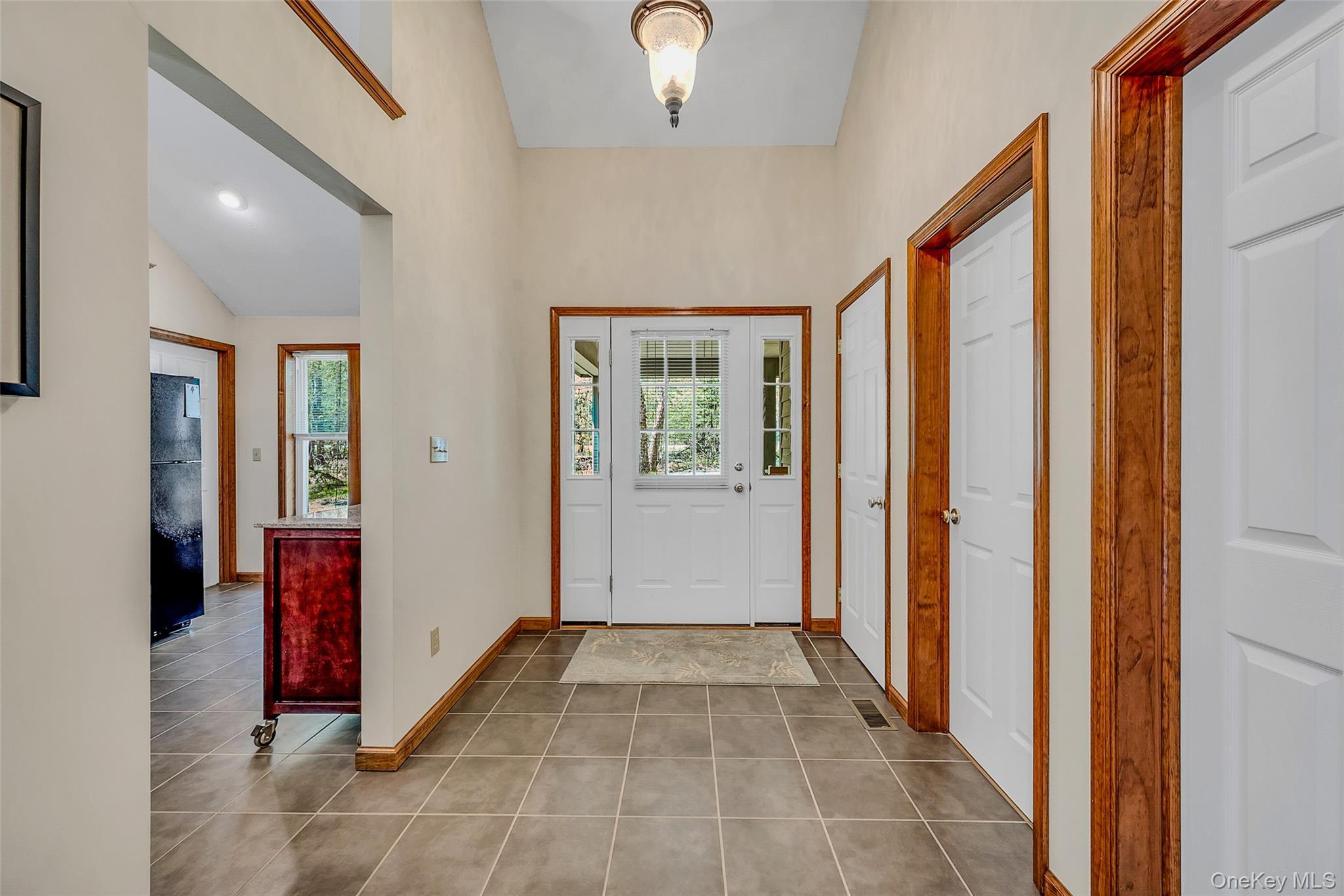 Single Family Road Out Of Area, NY 18424, MLS-1029015-17