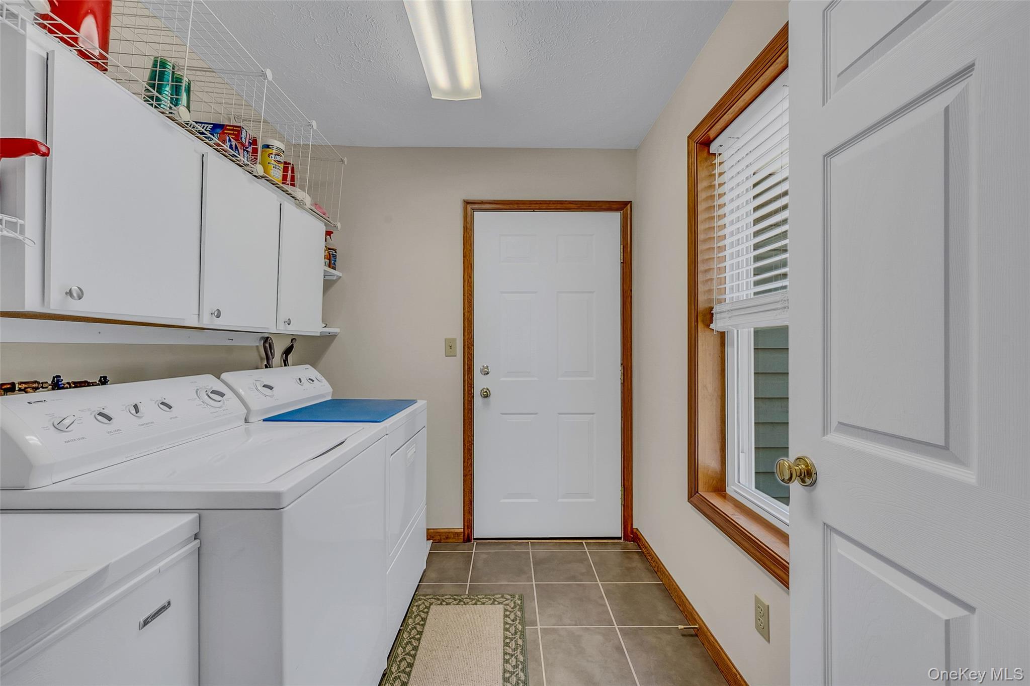 Single Family Road Out Of Area, NY 18424, MLS-1029015-32