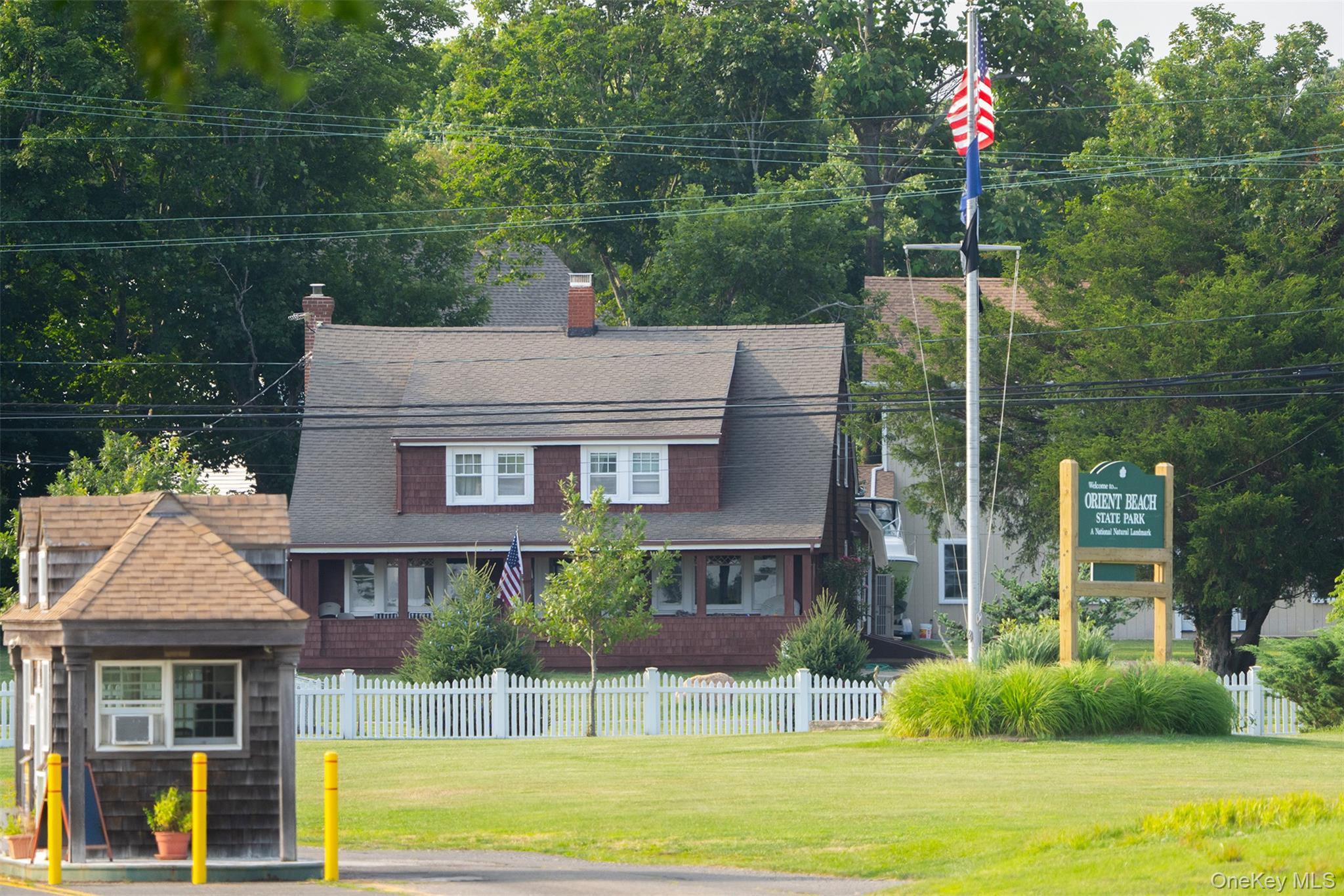 Single Family Main Road Suffolk County, NY 11957, MLS-1029031-11