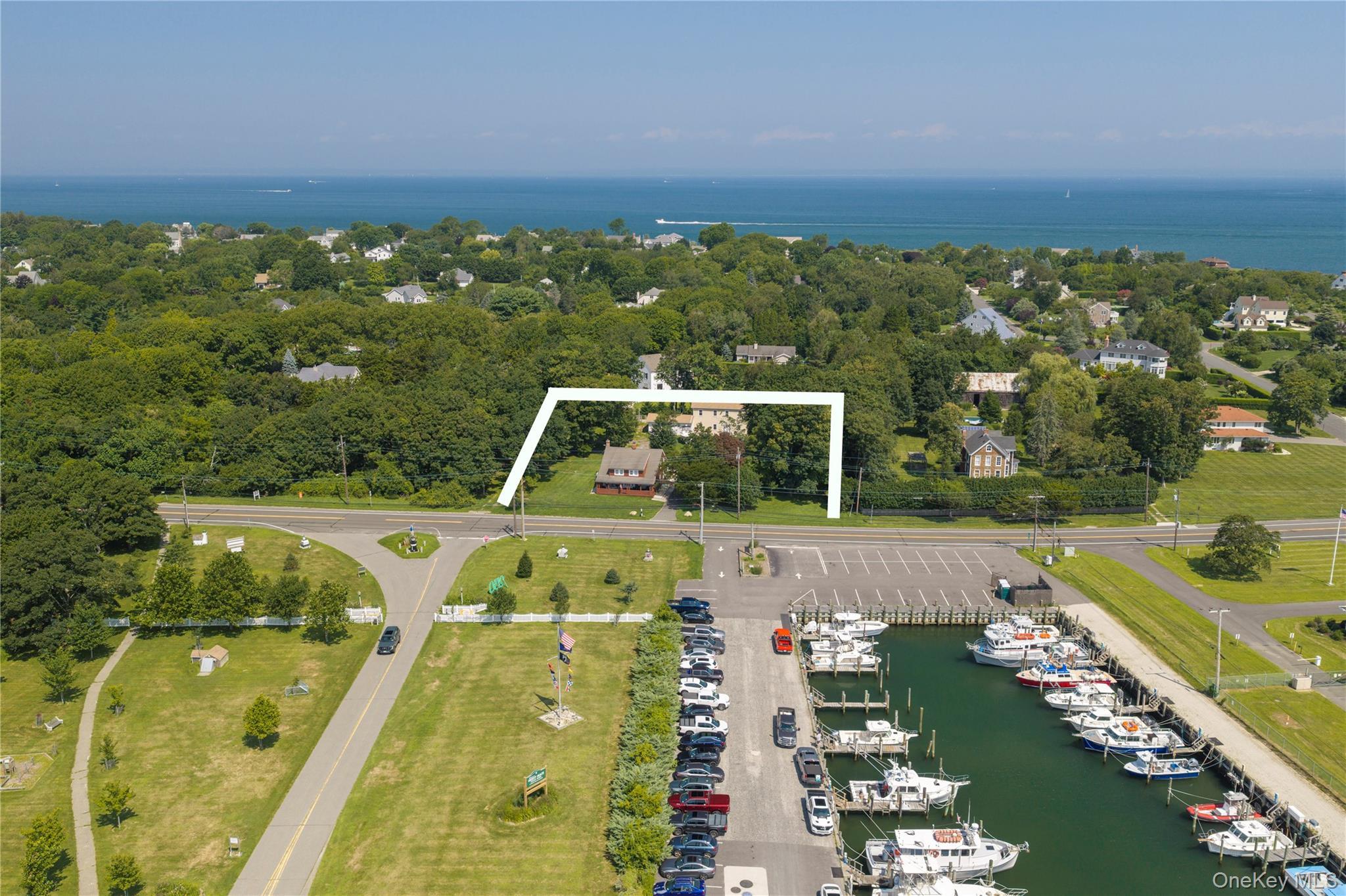 Single Family Main Road Suffolk County, NY 11957, MLS-1029031-25