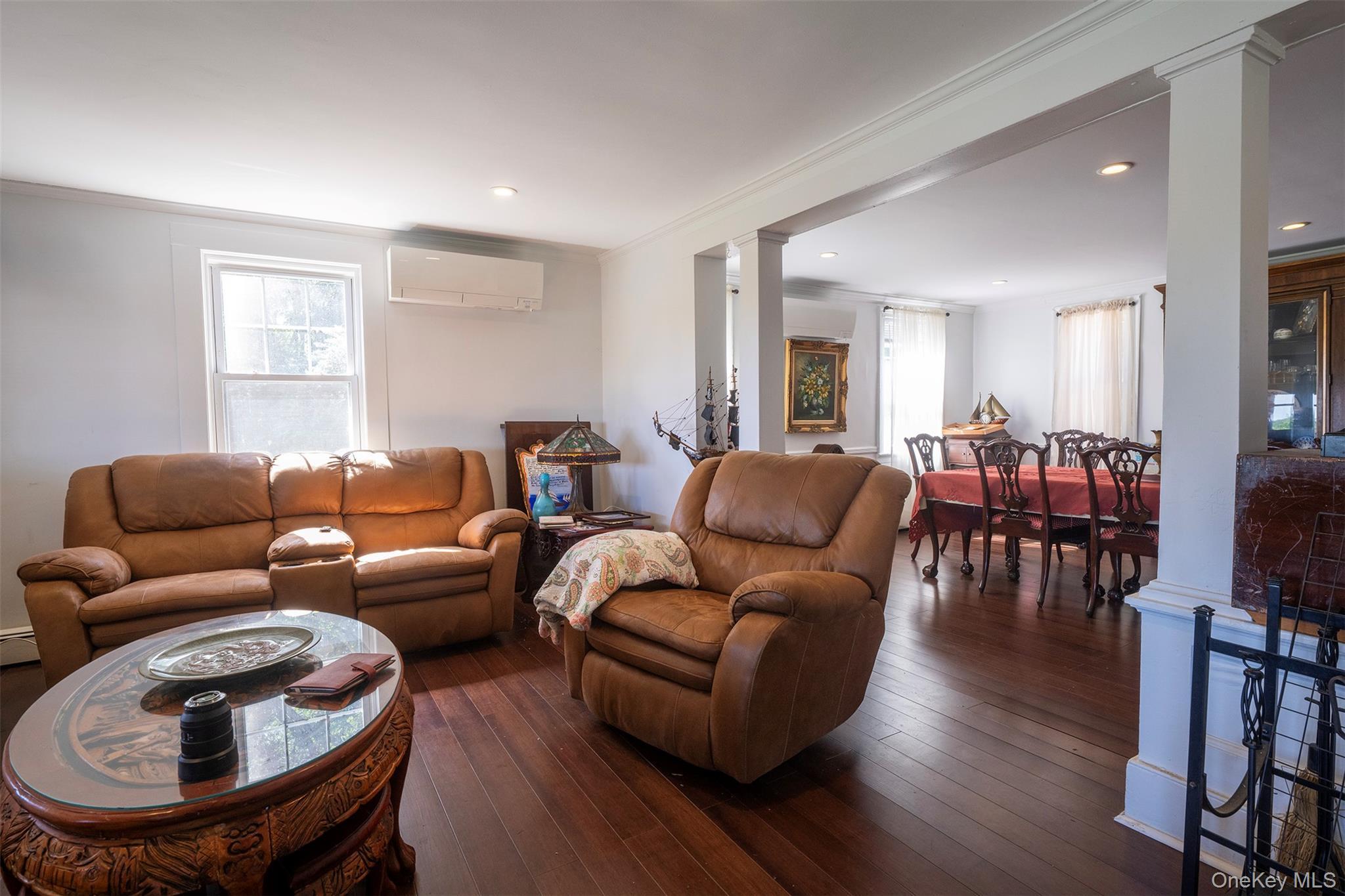 Single Family Main Road Suffolk County, NY 11957, MLS-1029031-6