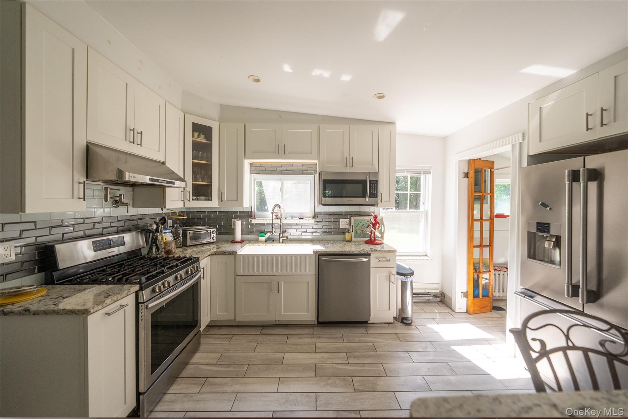 Single Family Main Road Suffolk County, NY 11957, MLS-1029031-7