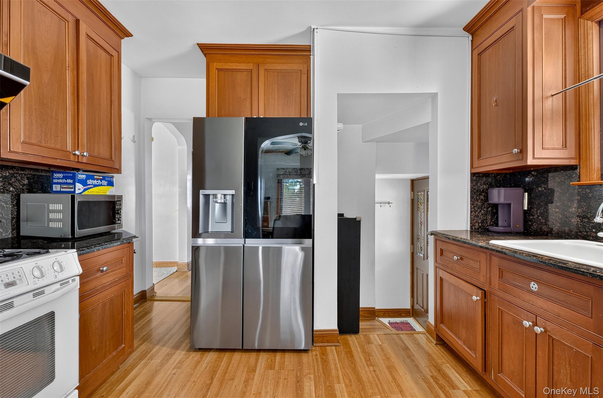 Single Family Pidgeon Meadow Road  Queens, NY 11365, MLS-1029040-12