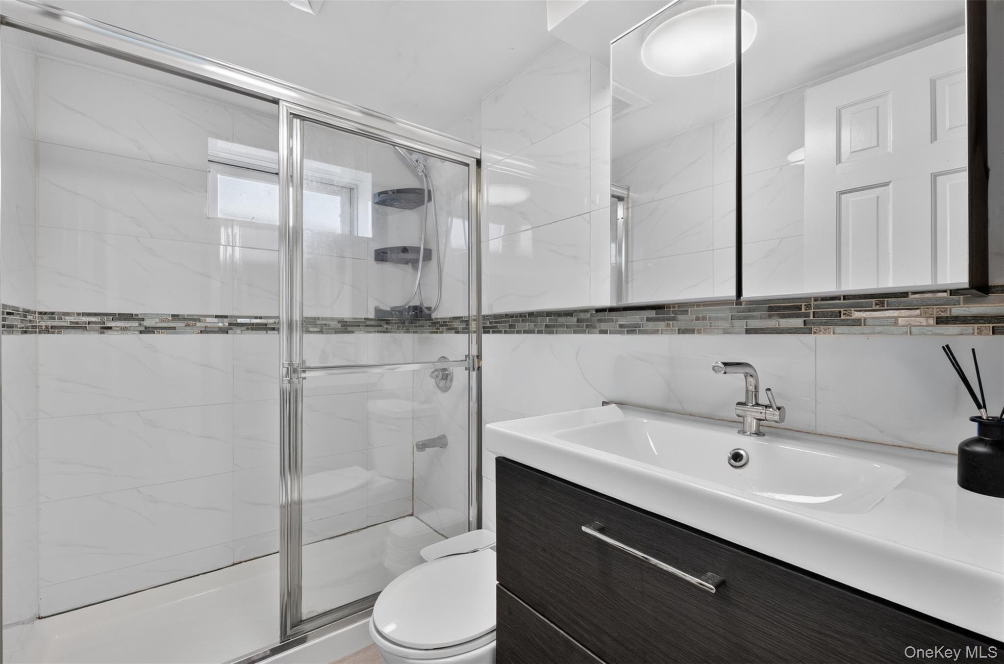 Single Family Pidgeon Meadow Road  Queens, NY 11365, MLS-1029040-17