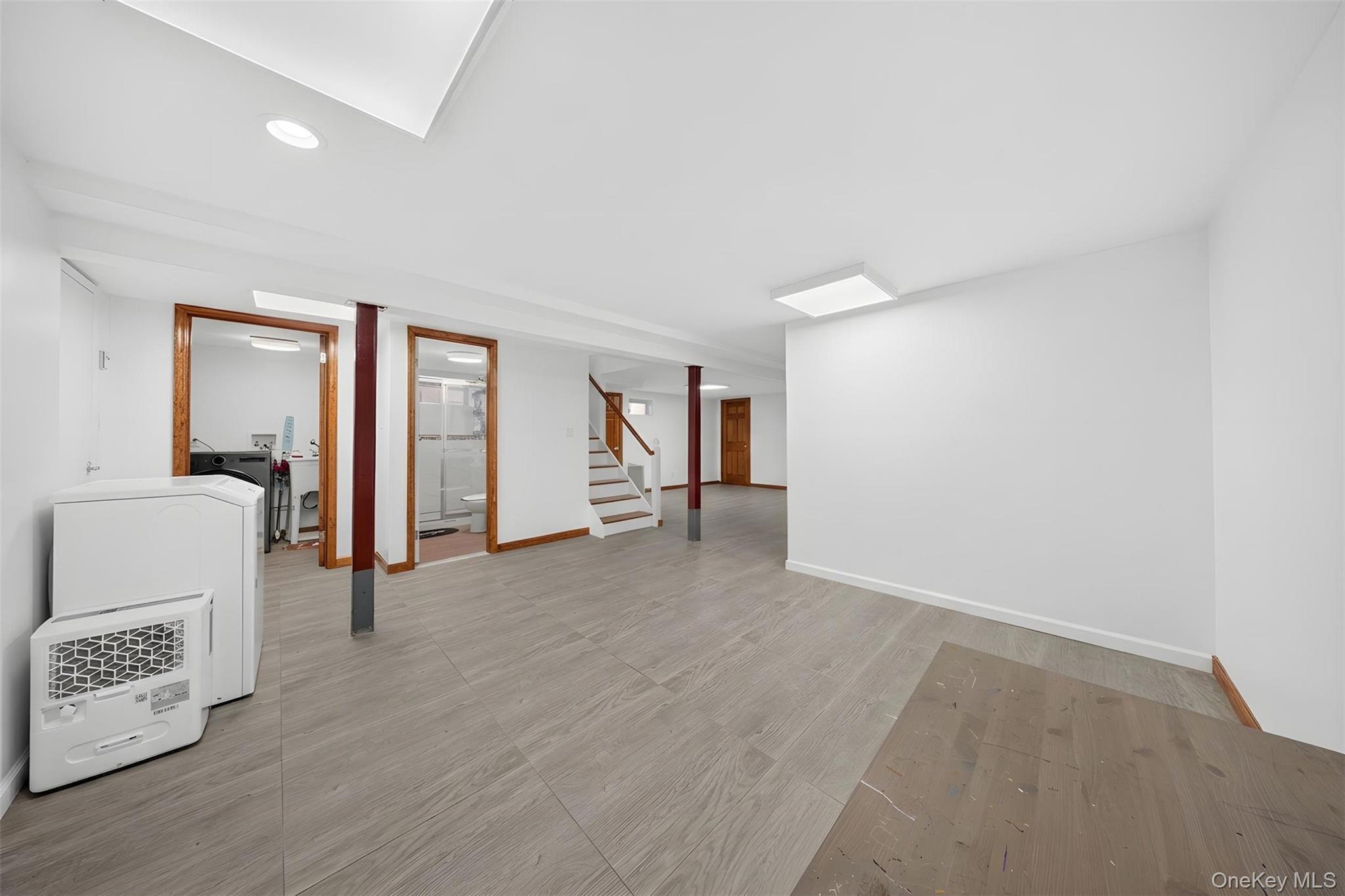 Single Family Pidgeon Meadow Road  Queens, NY 11365, MLS-1029040-28