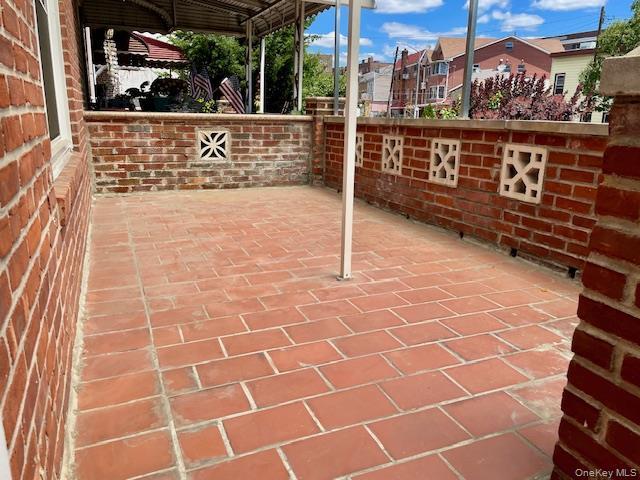 Single Family 43rd Street Queens, NY 11377, MLS-1029063-2