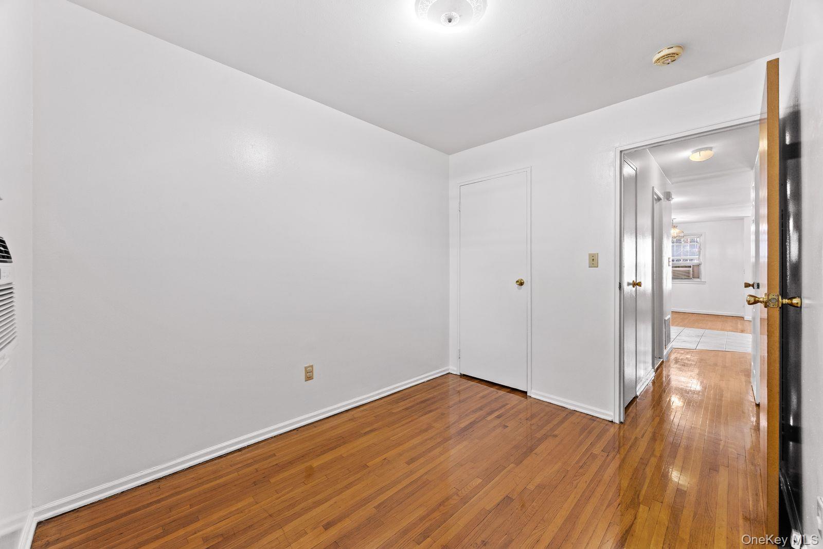 Single Family 45th Drive  Queens, NY 11361, MLS-1029066-8