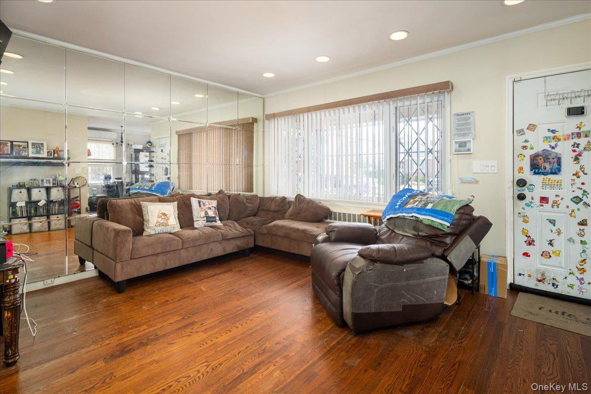 Single Family 168th Street Queens, NY 11358, MLS-1029076-12