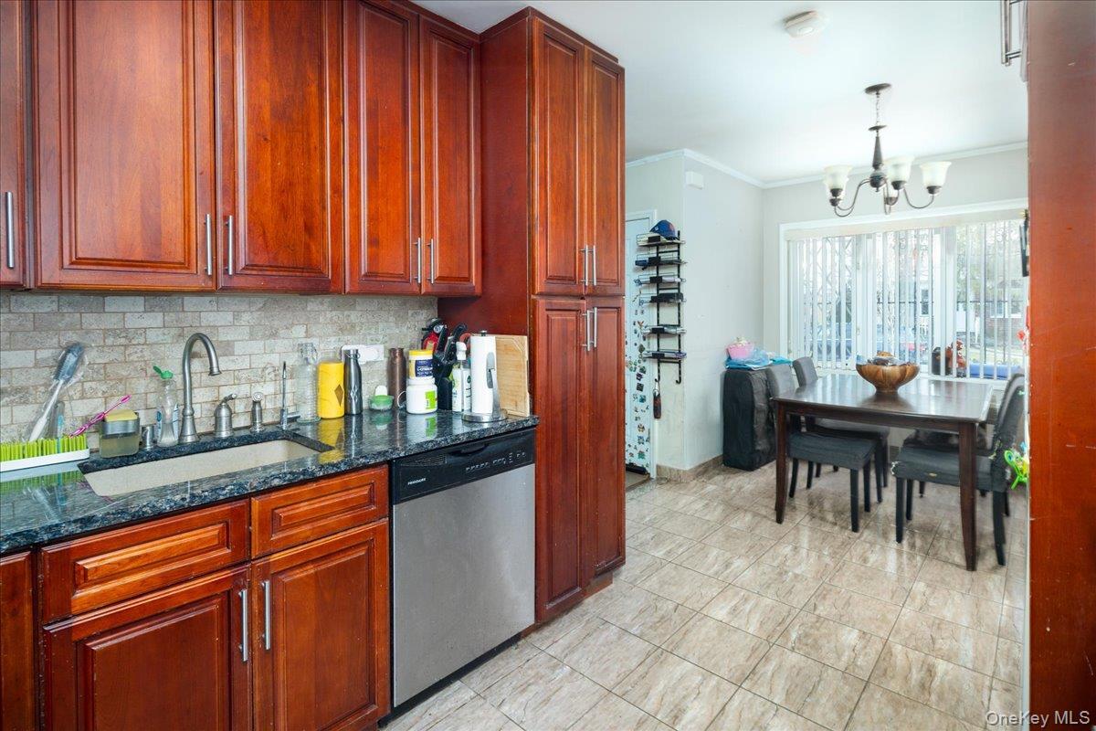 Single Family 168th Street Queens, NY 11358, MLS-1029076-4