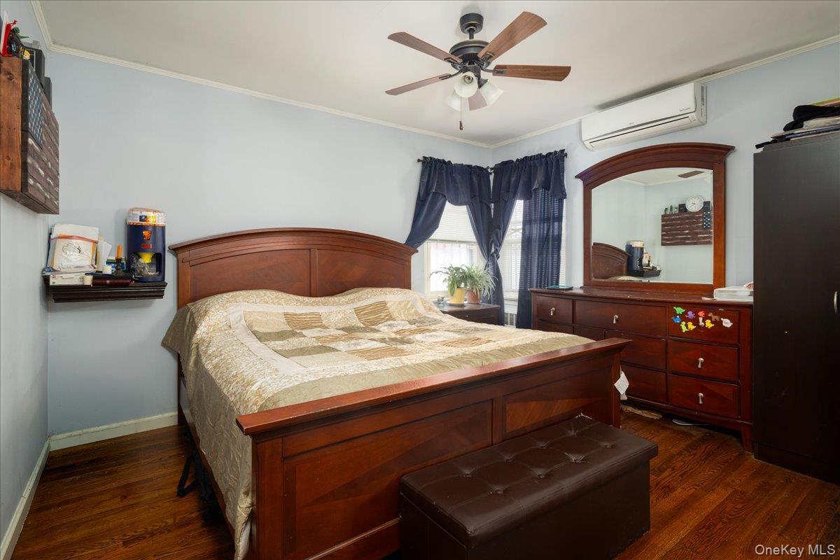 Single Family 168th Street Queens, NY 11358, MLS-1029076-7
