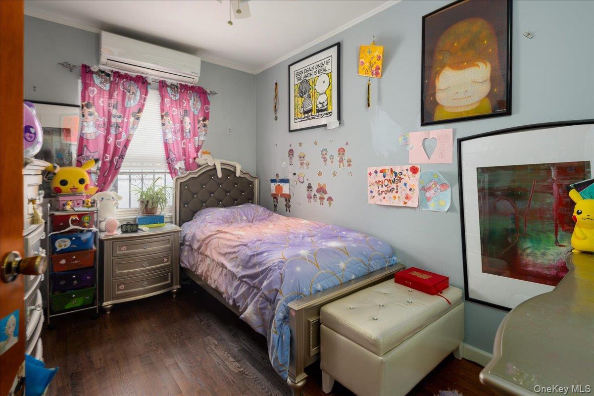 Single Family 168th Street Queens, NY 11358, MLS-1029076-9
