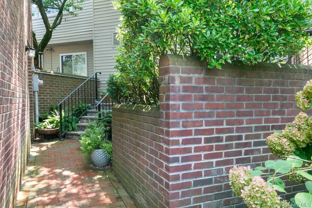 Single Family Waterside Close  Westchester County, NY 10709, MLS-1029098-33