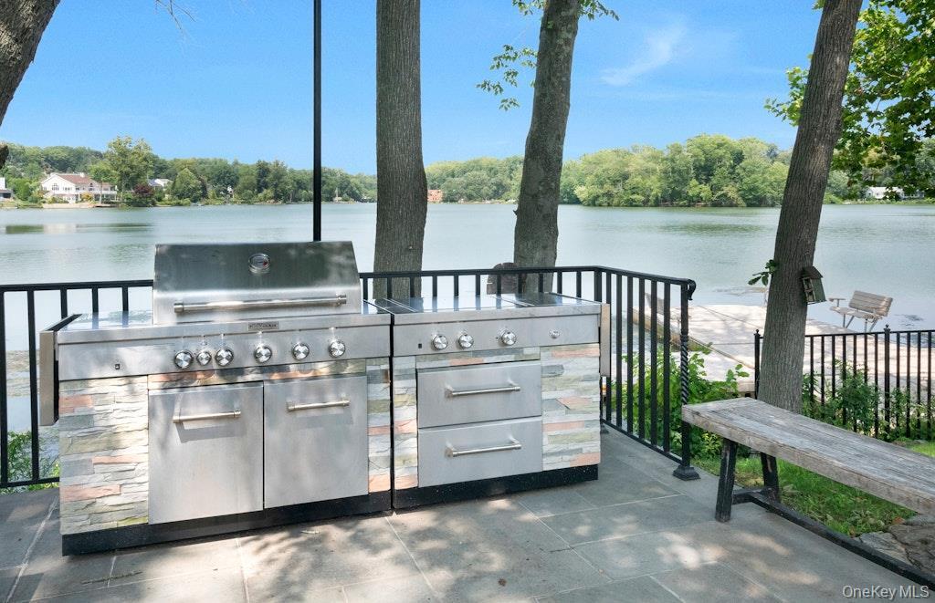 Single Family Waterside Close  Westchester County, NY 10709, MLS-1029098-38