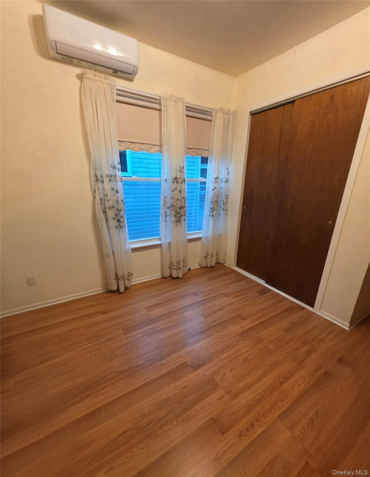Single Family 102nd Street Queens, NY 11414, MLS-1029116-13