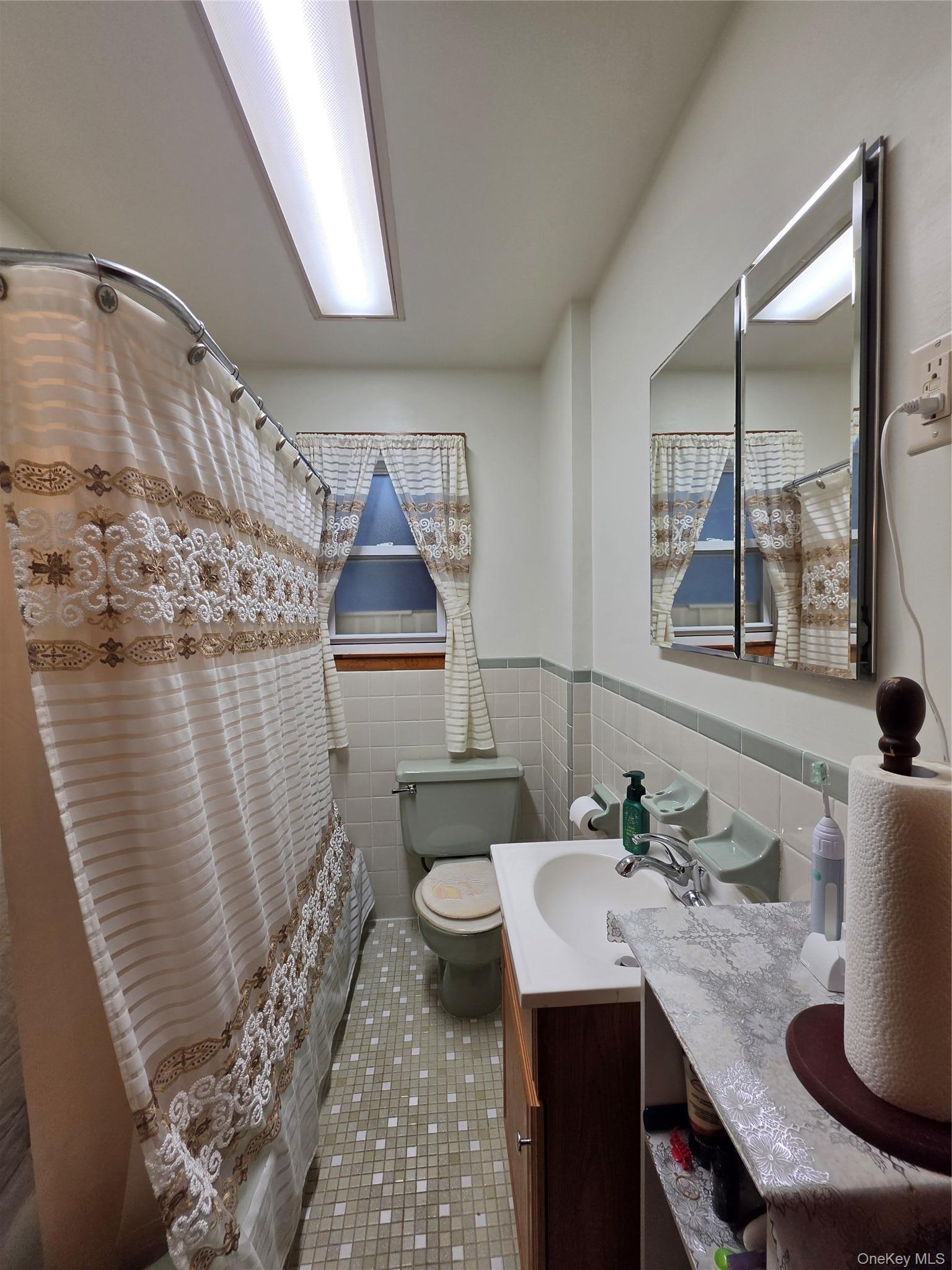 Single Family 102nd Street Queens, NY 11414, MLS-1029116-15