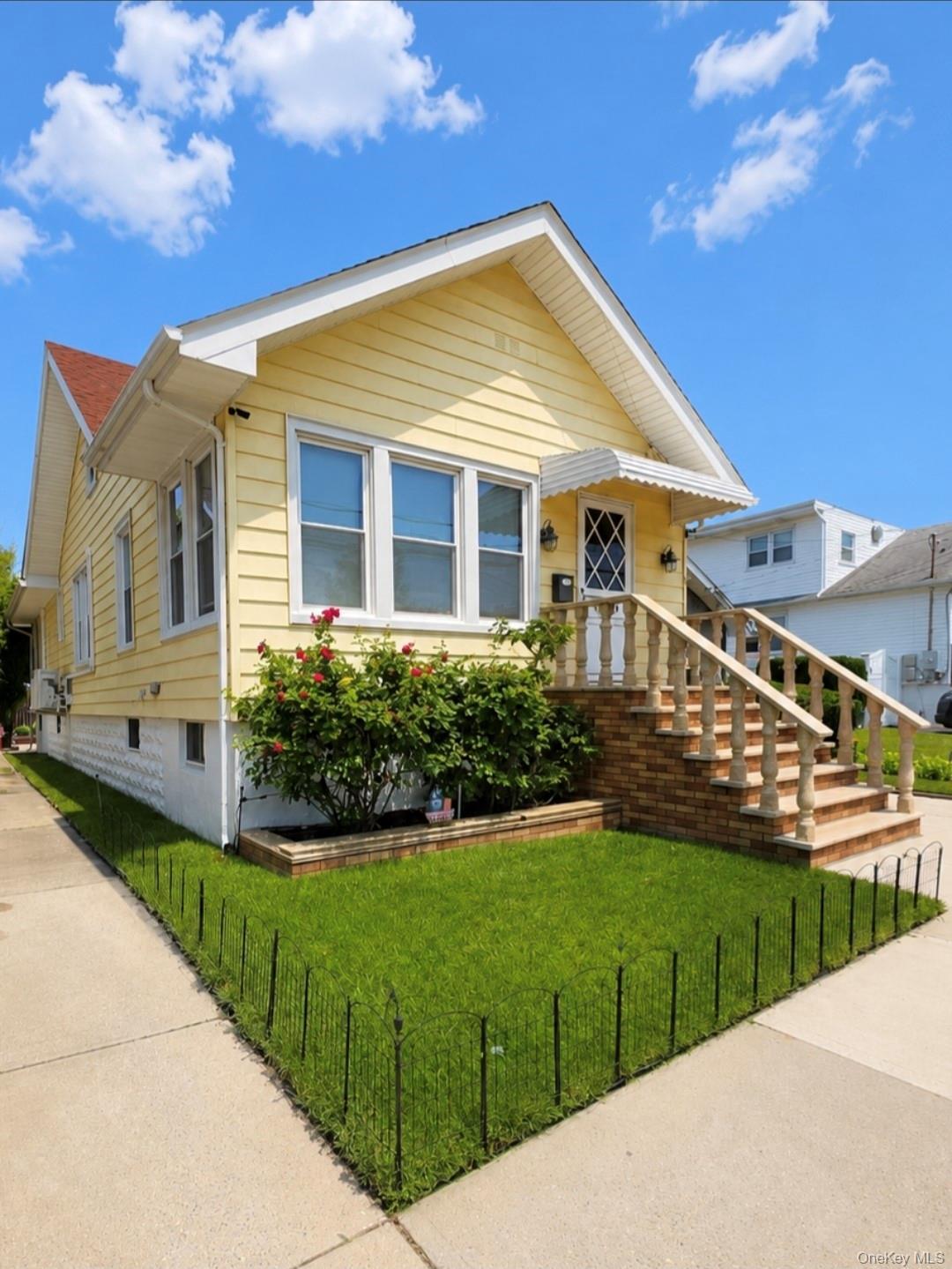 Single Family 102nd Street Queens, NY 11414, MLS-1029116-2
