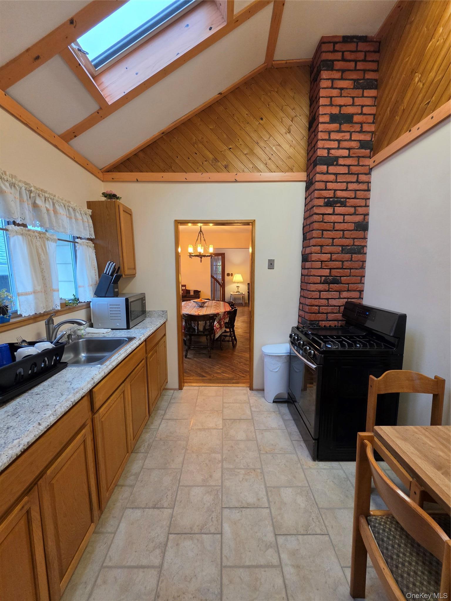 Single Family 102nd Street Queens, NY 11414, MLS-1029116-6