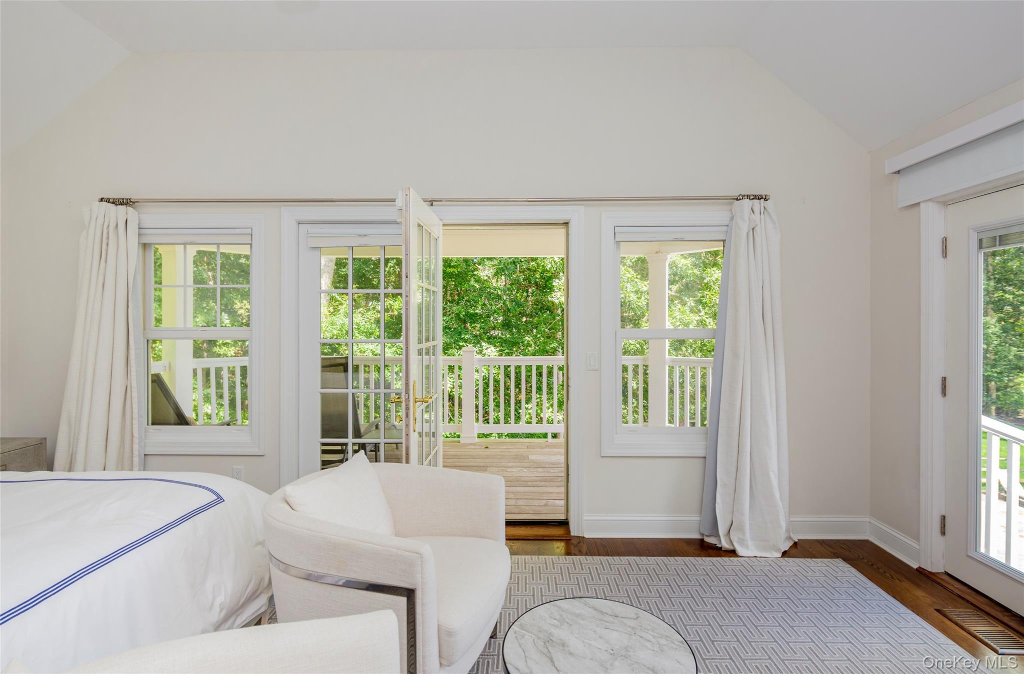 Single Family Noyack Path  Suffolk County, NY 11976, MLS-1029122-27