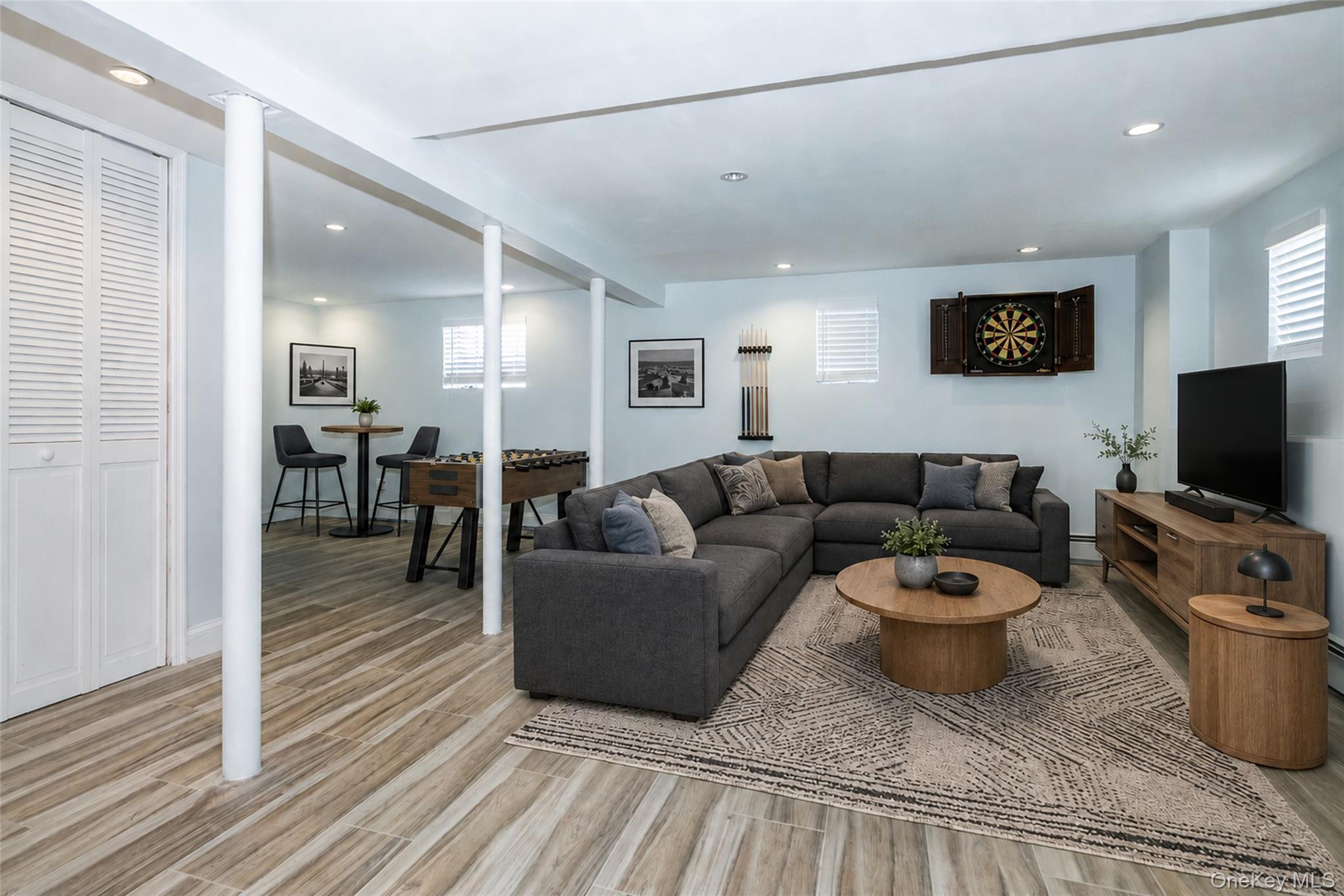 Single Family Mc Owen Avenue Bronx, NY 10475, MLS-1029132-16