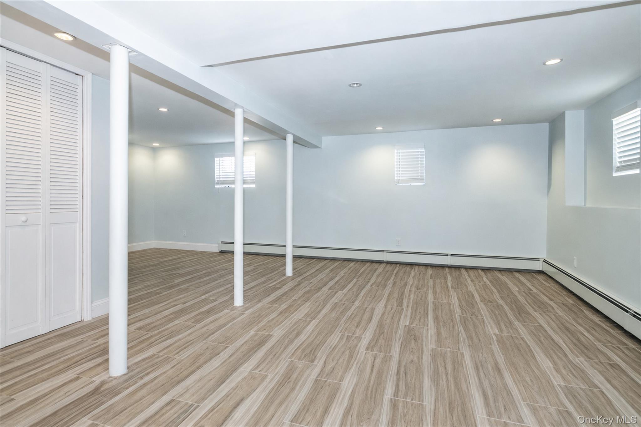 Single Family Mc Owen Avenue  Bronx, NY 10475, MLS-1029132-17