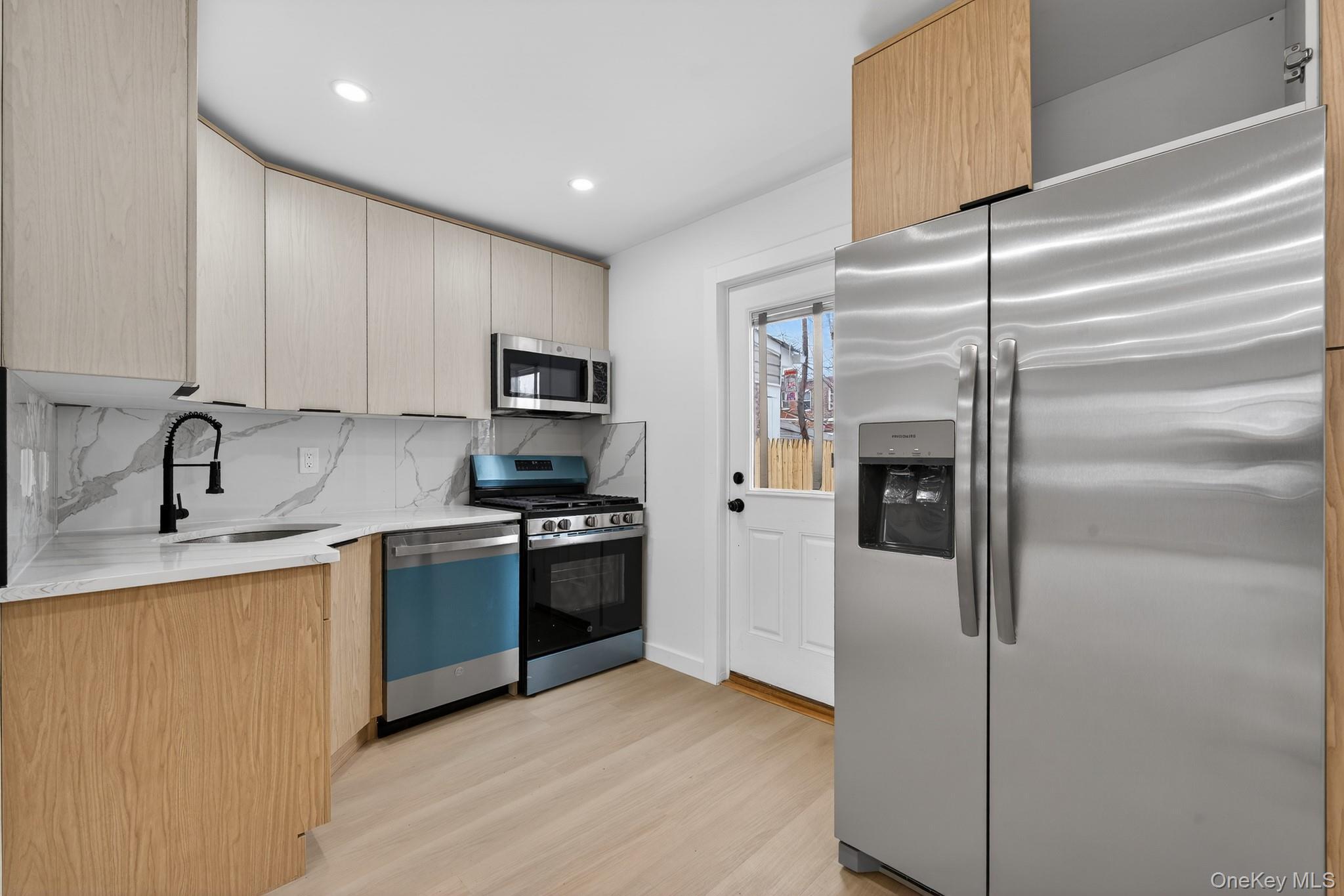 Single Family 200th Street Queens, NY 11412, MLS-1029137-4