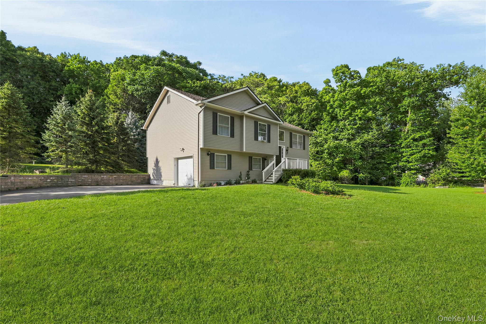 Single Family Hickory Place Orange County, NY 10941, MLS-1029150-3