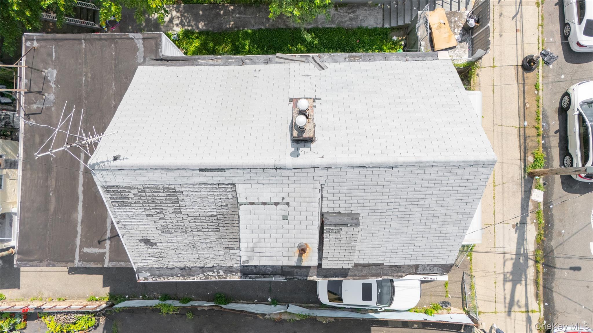 Single Family E 217th Street Bronx, NY 10467, MLS-1029151-11
