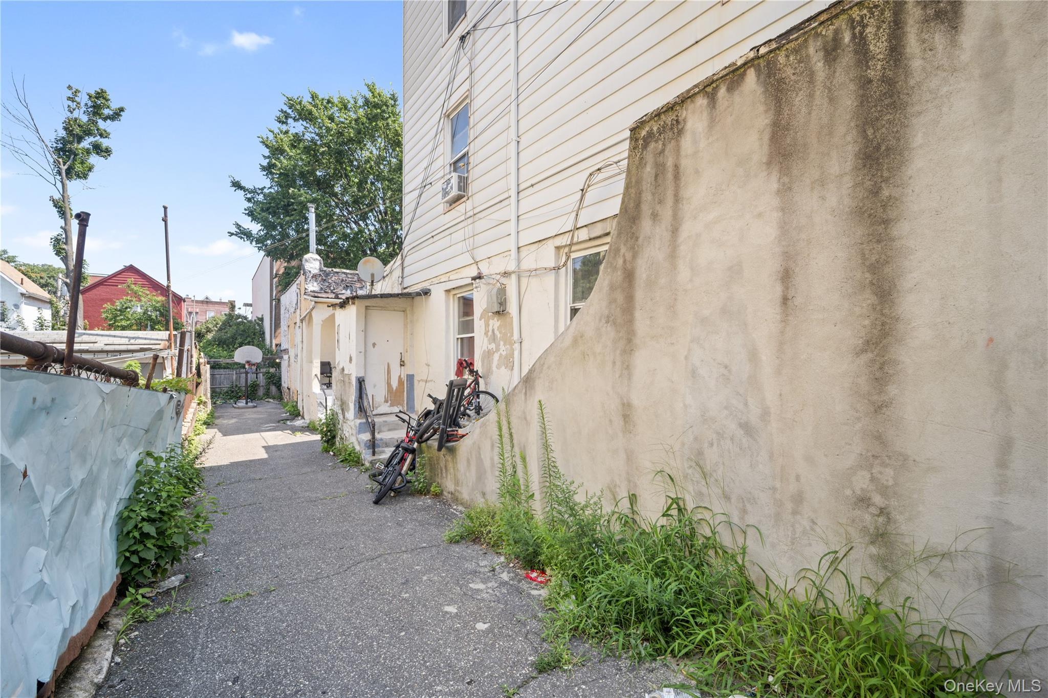 Single Family E 217th Street Bronx, NY 10467, MLS-1029151-14