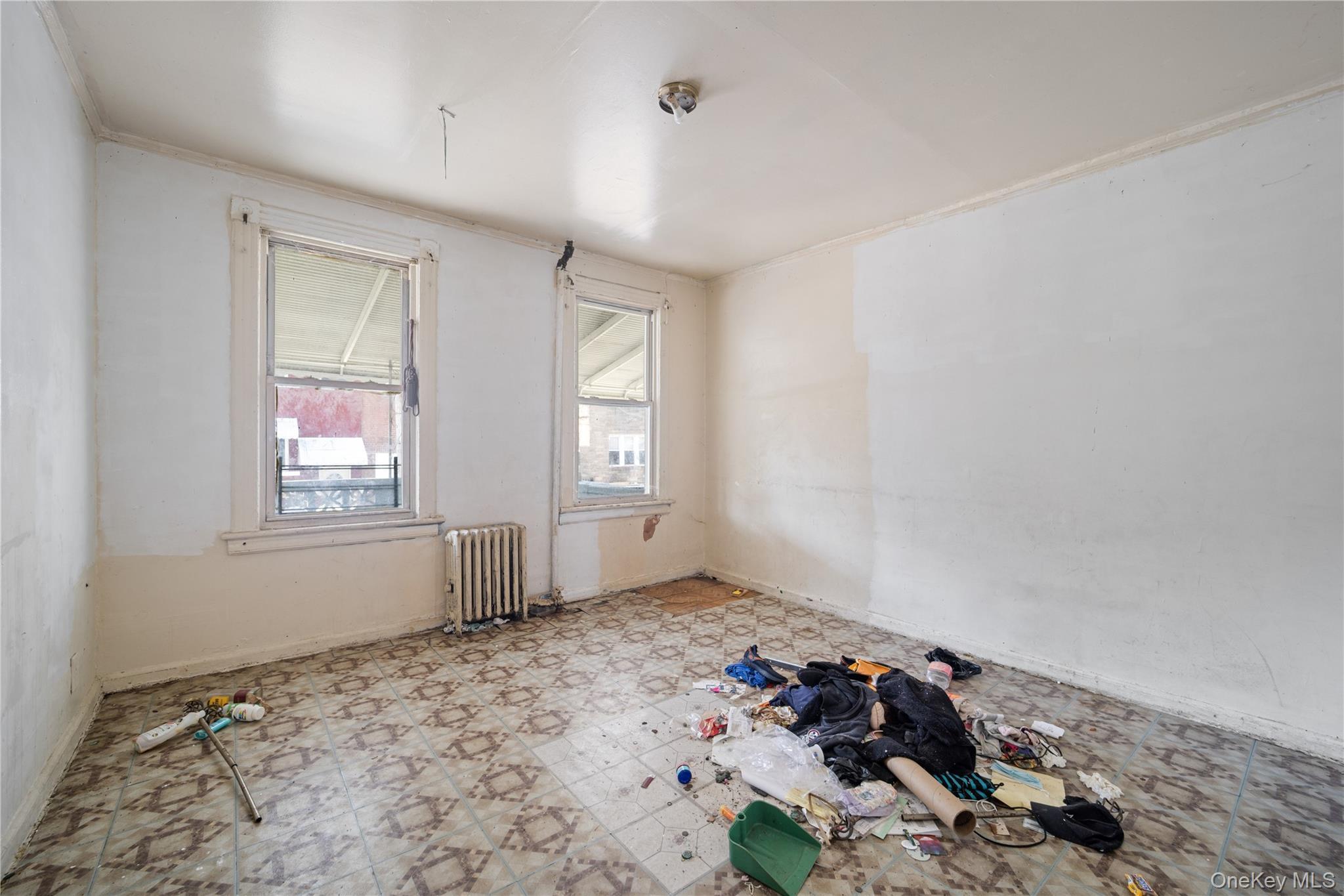 Single Family E 217th Street Bronx, NY 10467, MLS-1029151-17