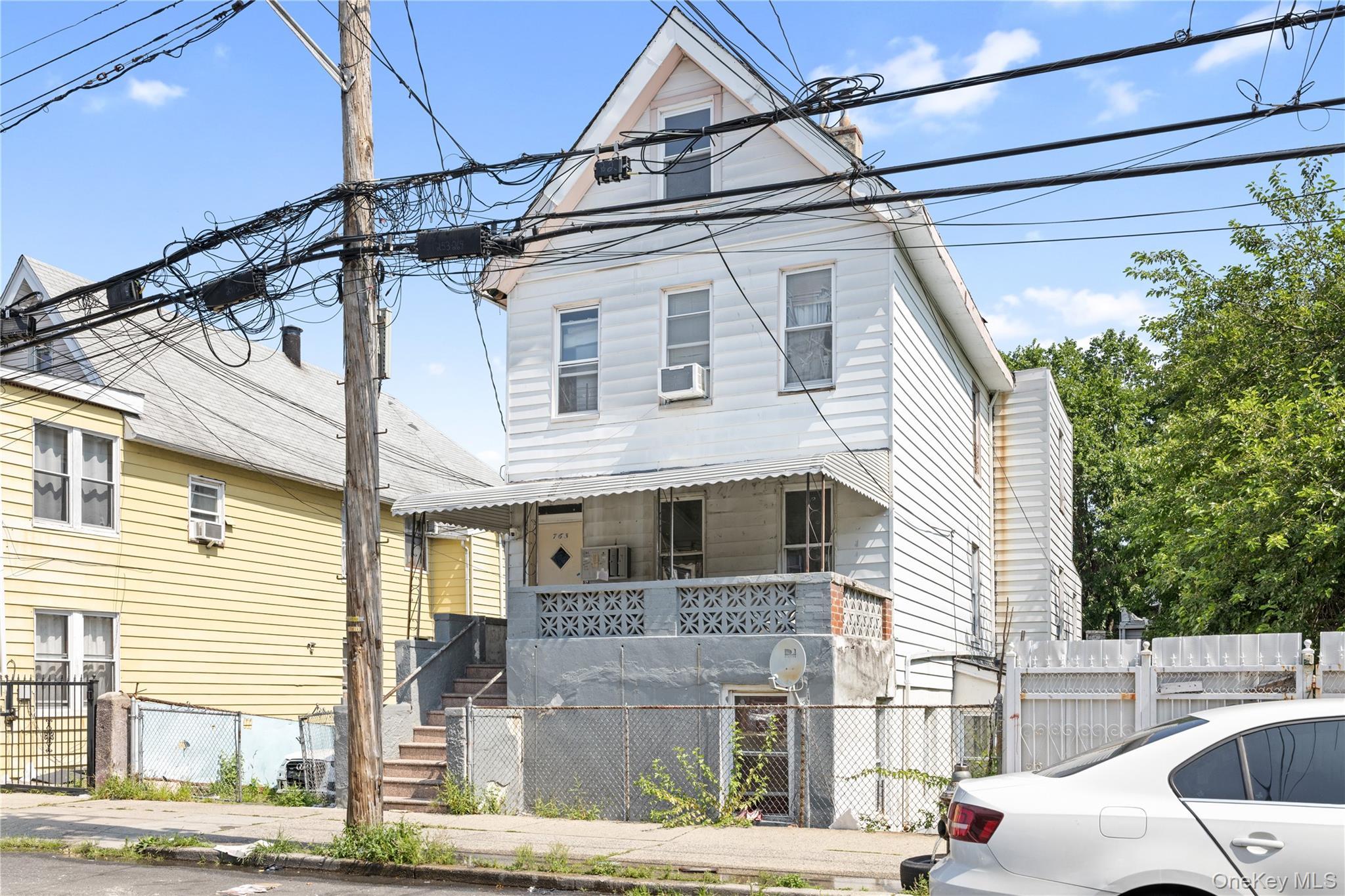 Single Family E 217th Street Bronx, NY 10467, MLS-1029151-2