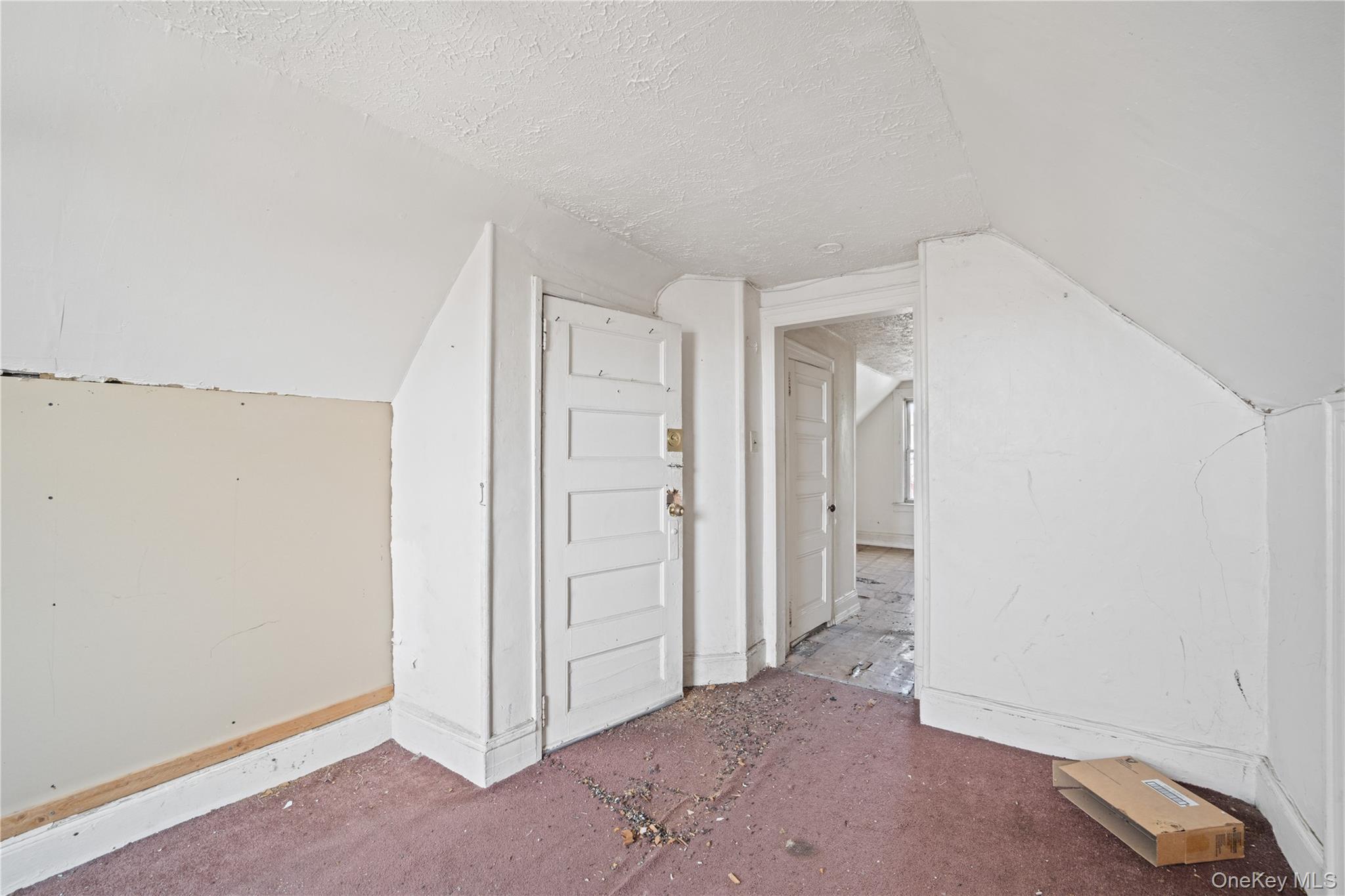 Single Family E 217th Street Bronx, NY 10467, MLS-1029151-22