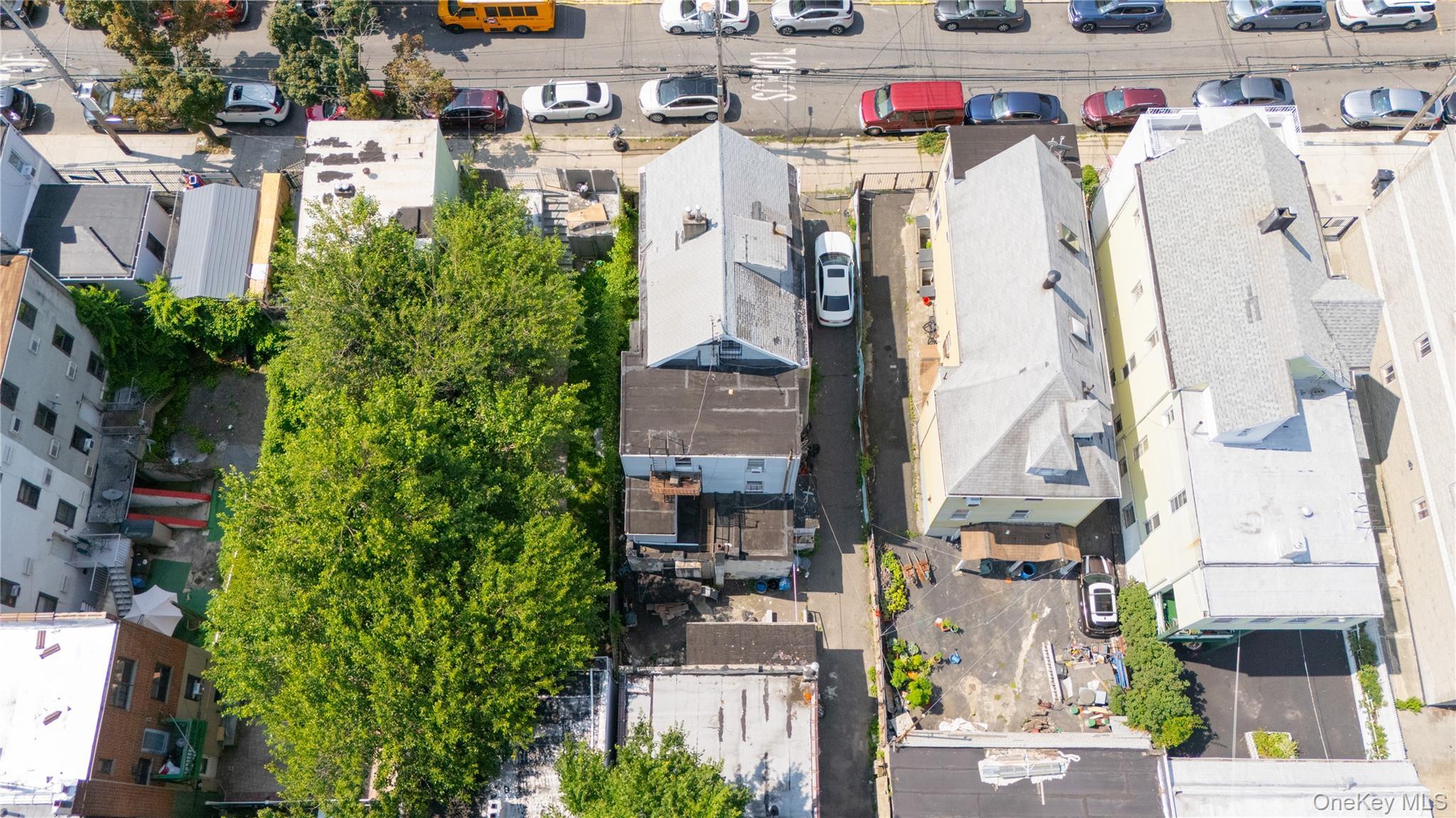 Single Family E 217th Street Bronx, NY 10467, MLS-1029151-6