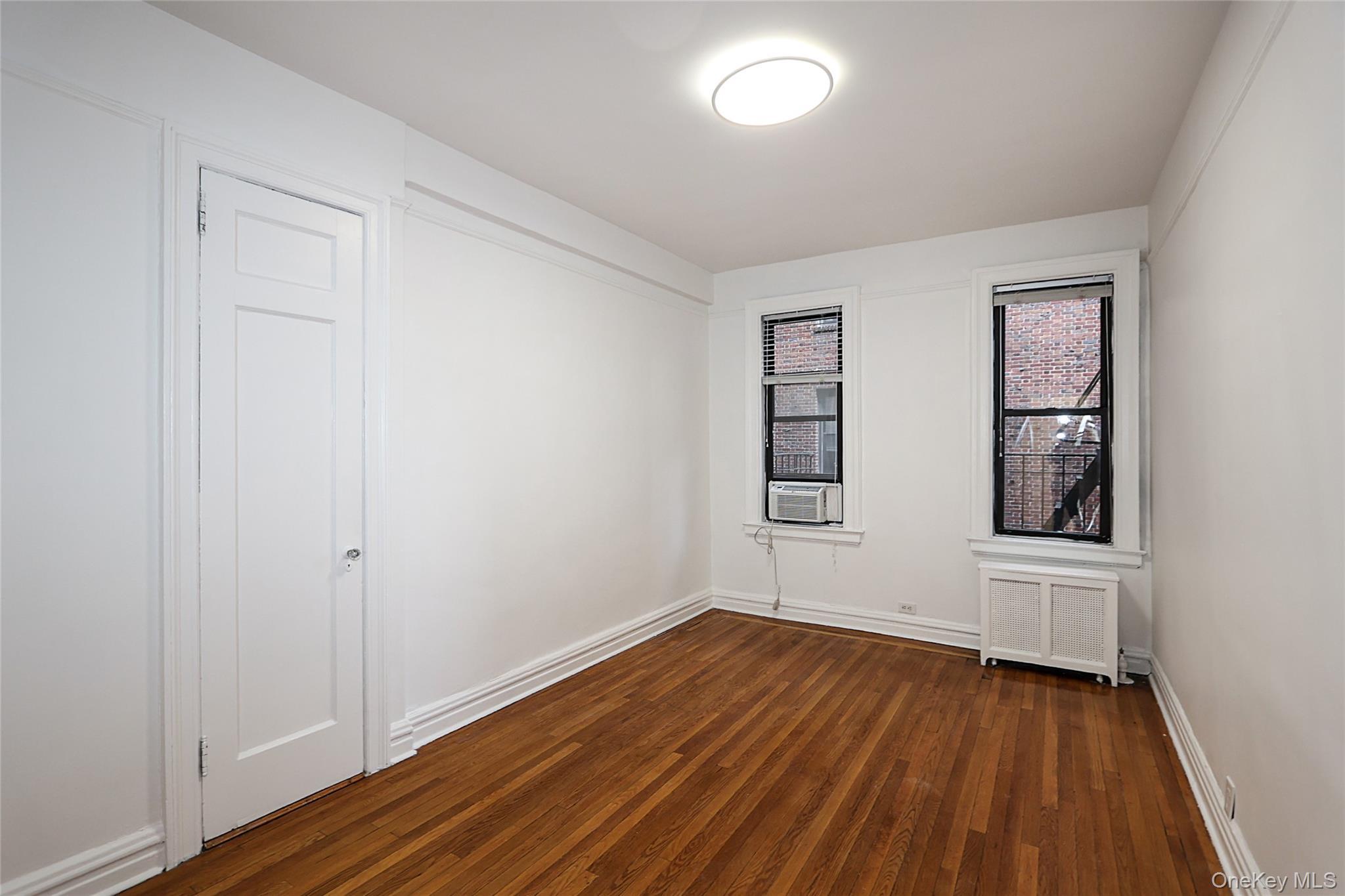 Apartment Metropolitan Avenue  Queens, NY 11418, MLS-1029159-12