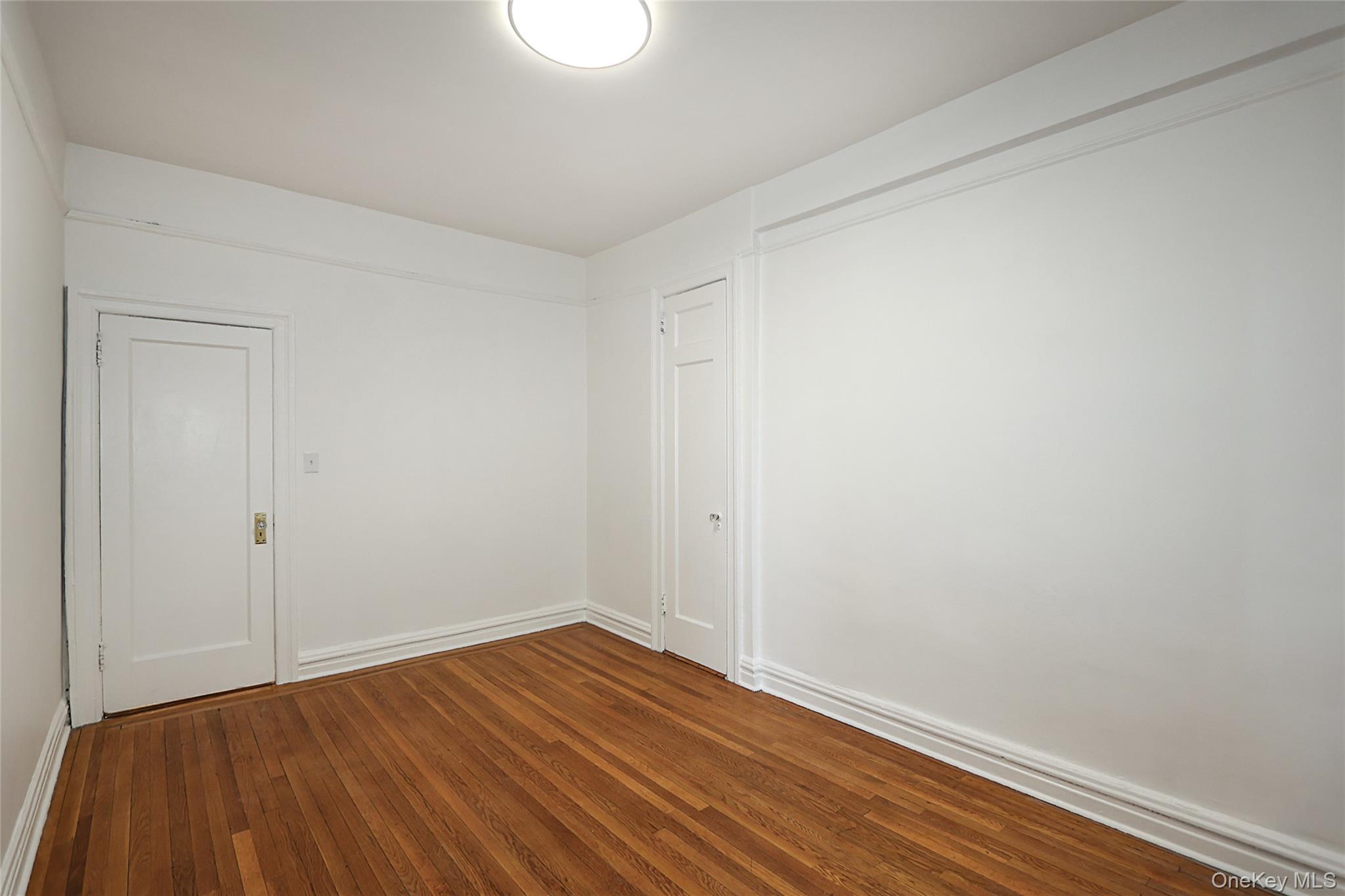 Apartment Metropolitan Avenue  Queens, NY 11418, MLS-1029159-13